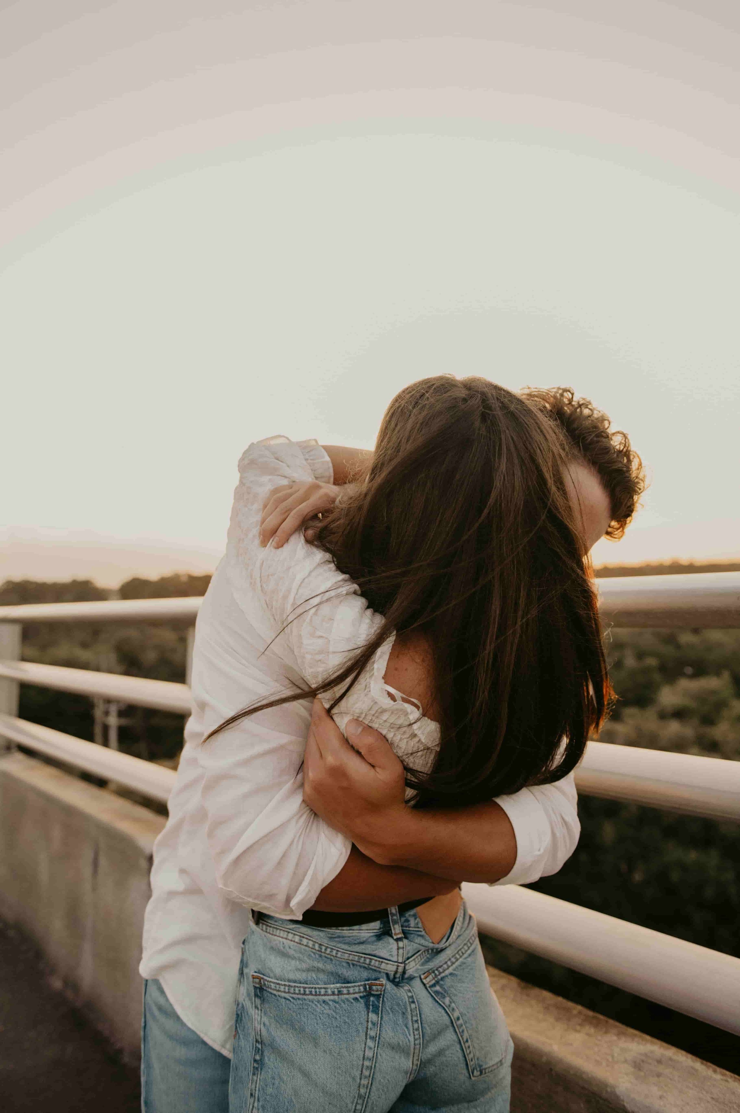 What Emotionally Secure Relationships Look Like — and How to Build One