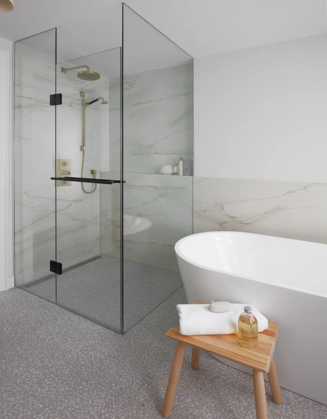 230830-LB-PrimaryBath_02 (Large).jpg