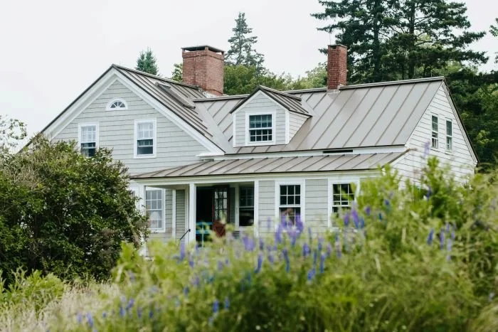 Flashing Repair for Chimneys in Hooksett: Preventing Leaks and Water Damage