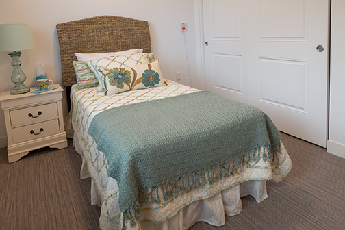Comfortable senior apartment layout Comfortable senior apartment layout