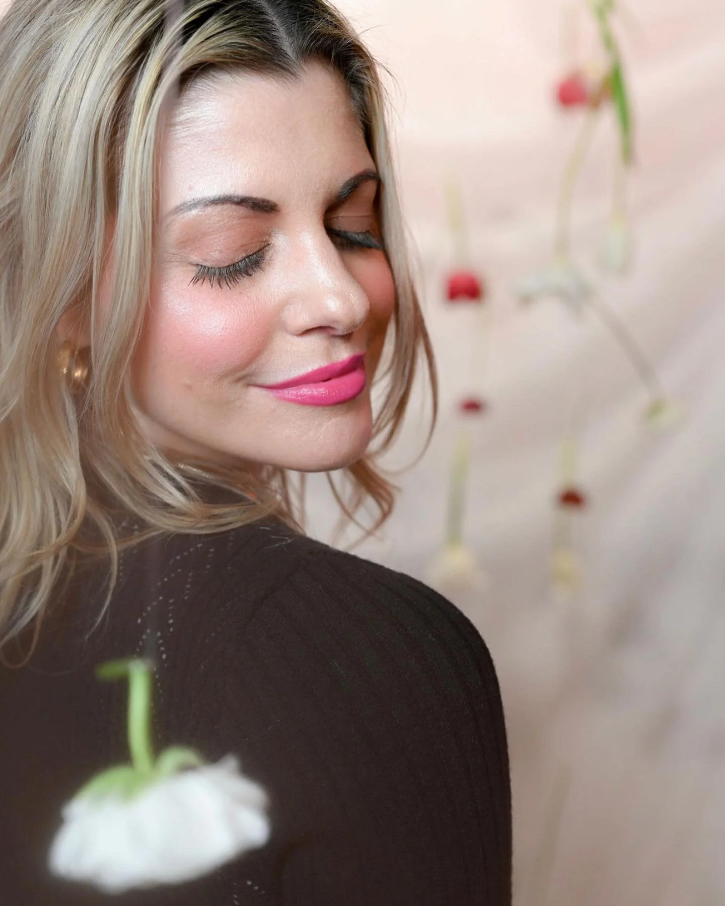 Think of your happiest moment-
Relive the sounds and smells from that day, and all the little moments that led you there.
Think of your biggest dream coming true,
And all the excitement that led you there.
Stand in your power and visualize all that y