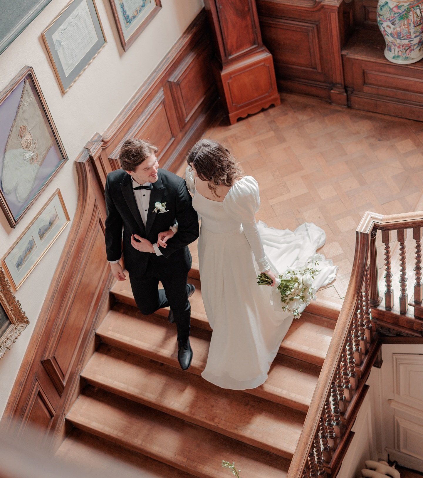 Taking those first steps as husband and wife 💍

Planner and Stylist: @rebeccamarieweddings
Venue: @glemhamhall 
Florist: @ellysflowerstudio 
Hair: @glow_occasionhair
MUA: @amyrosemakeupartist 
Dress: @shikobabride
#weddingphotographer #wedding #brid