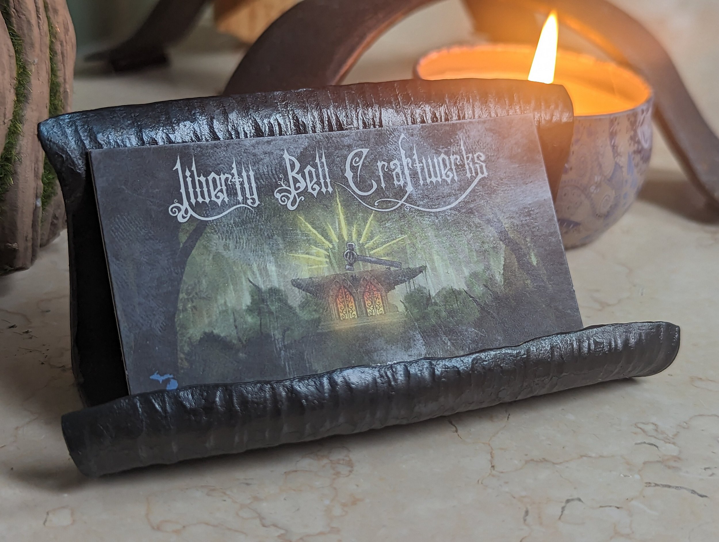 Crashing Wave Business Card Stand