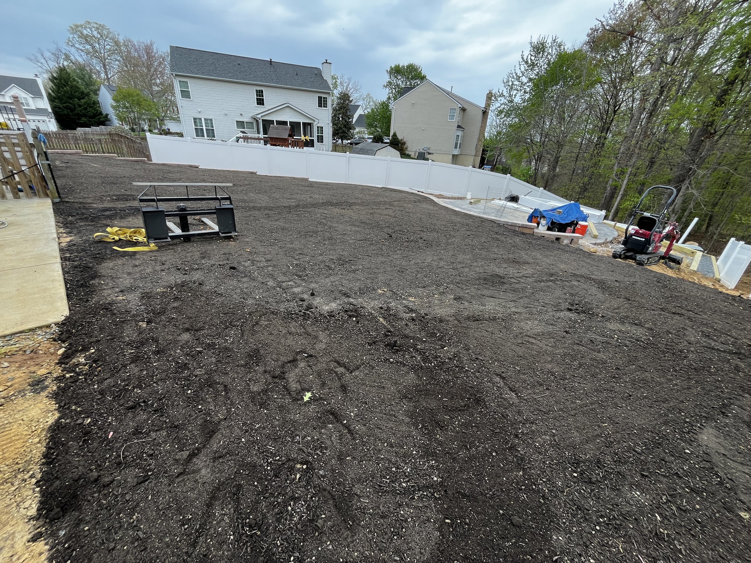 Topsoil and sod installation