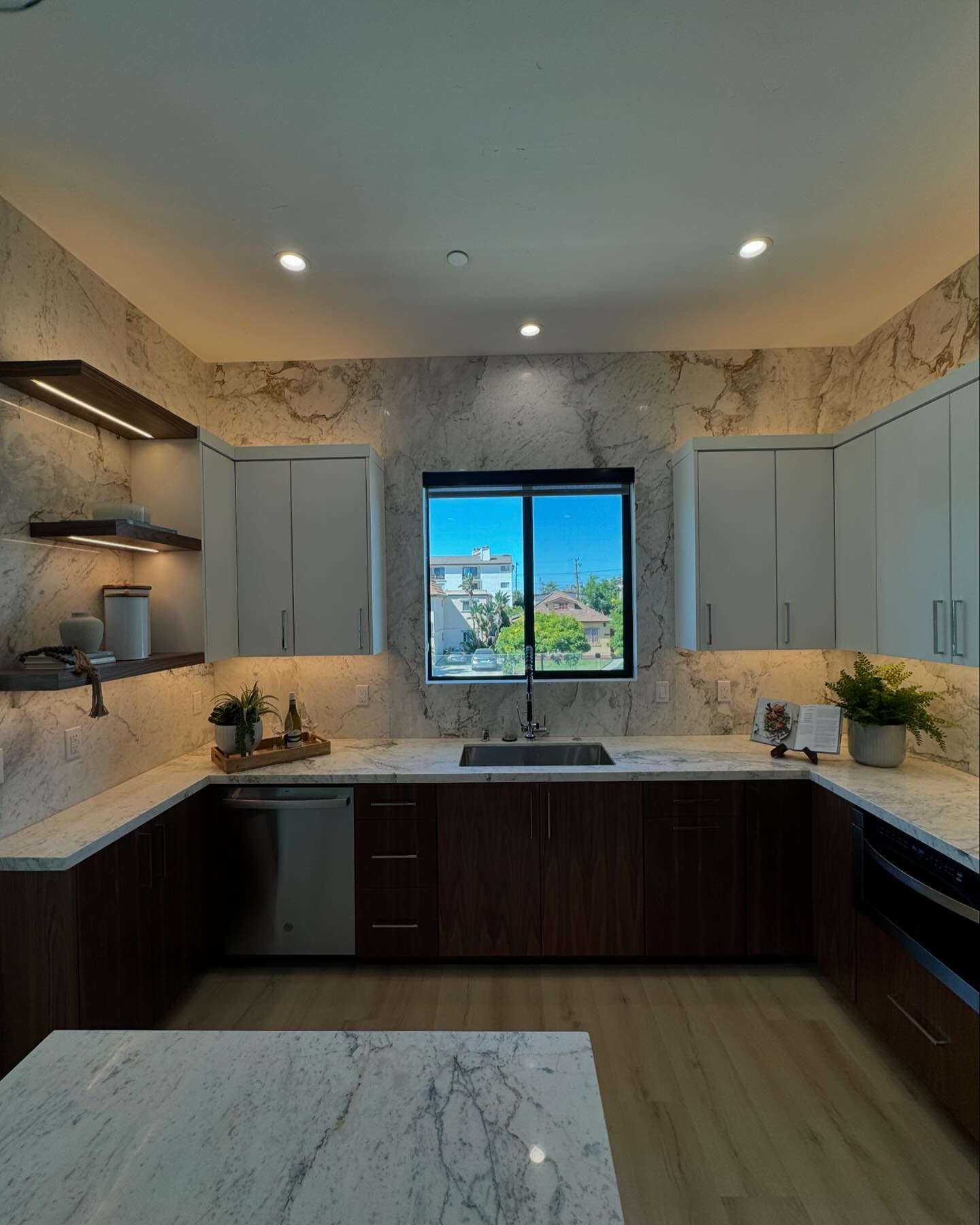 Loving This Final Look! #customelectric #customlighting #residentialconstruction #builtdifferent