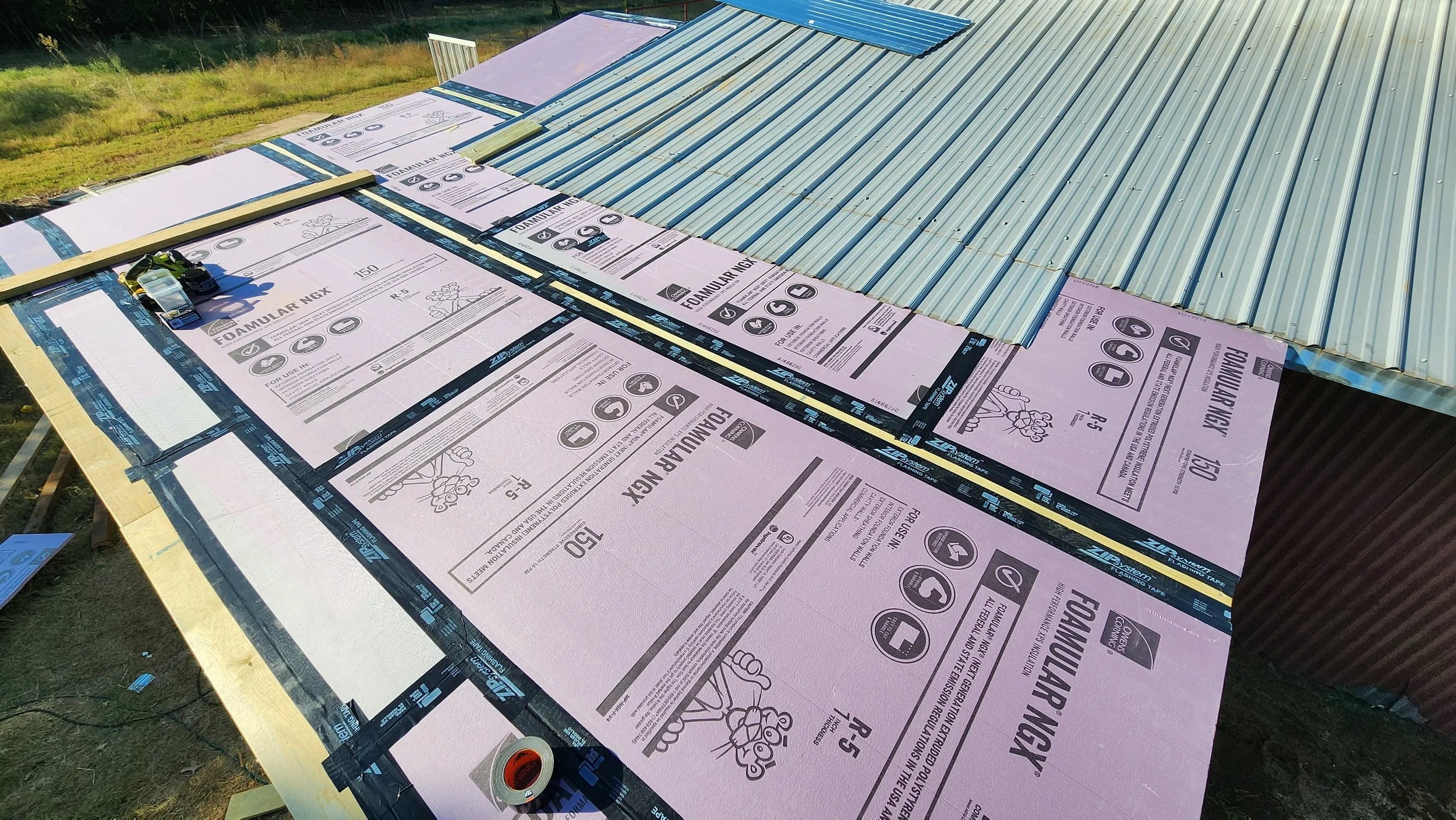 Barn extension. Frame, electrical, window unit, beam foundation 