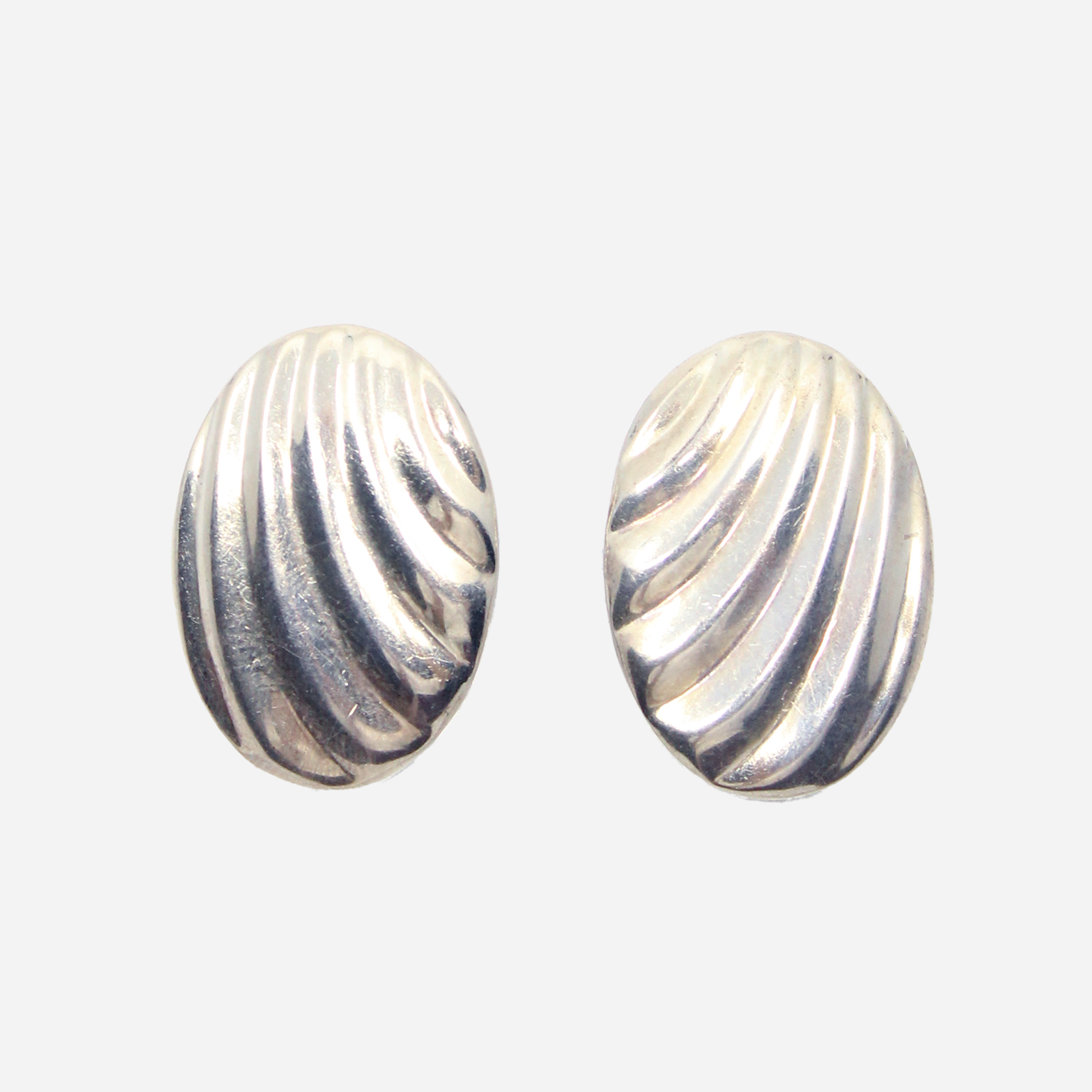 Vintage Silver Ribbed Oval Earrings