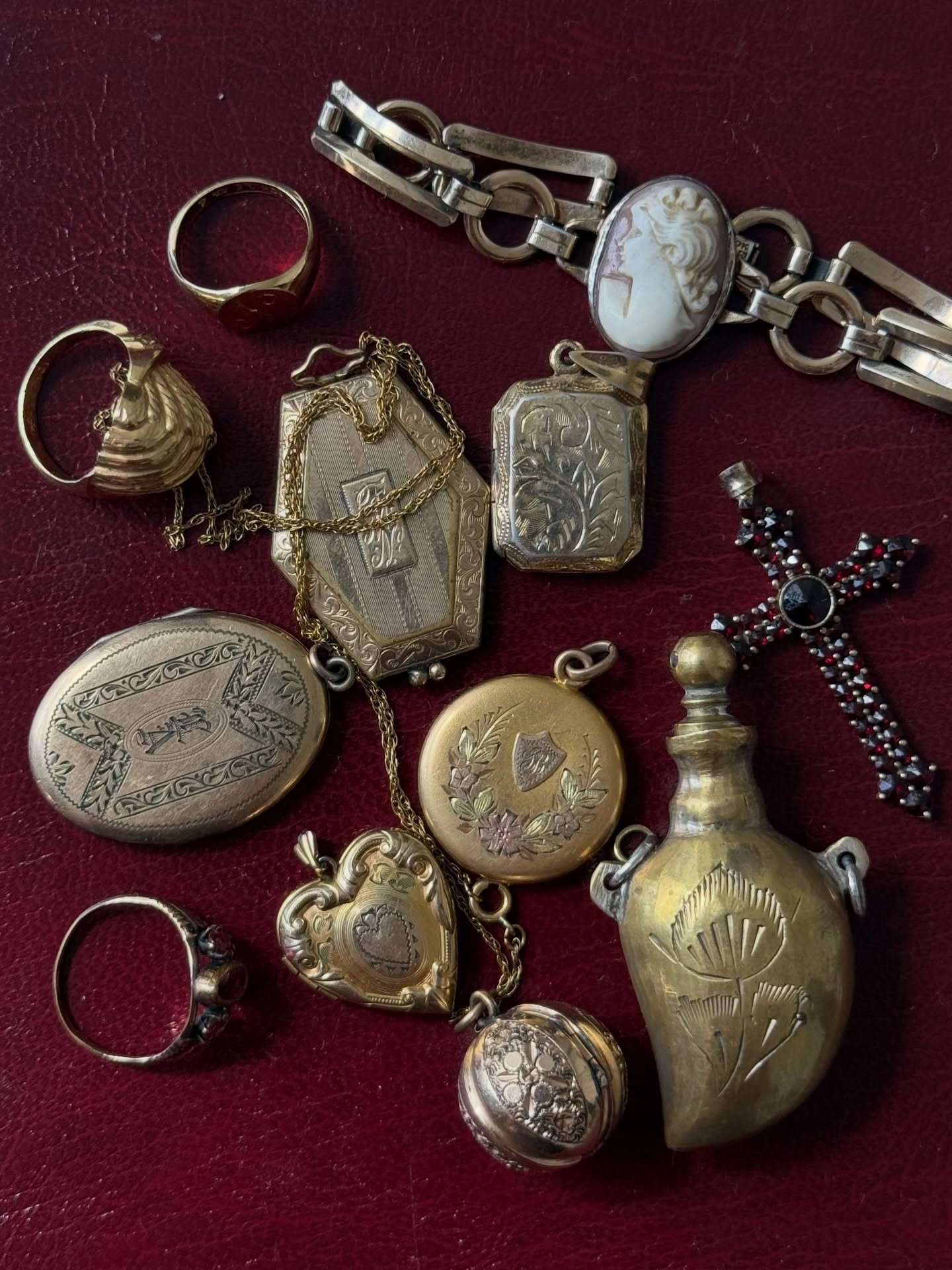 < preview of this Sunday&rsquo;s drop >