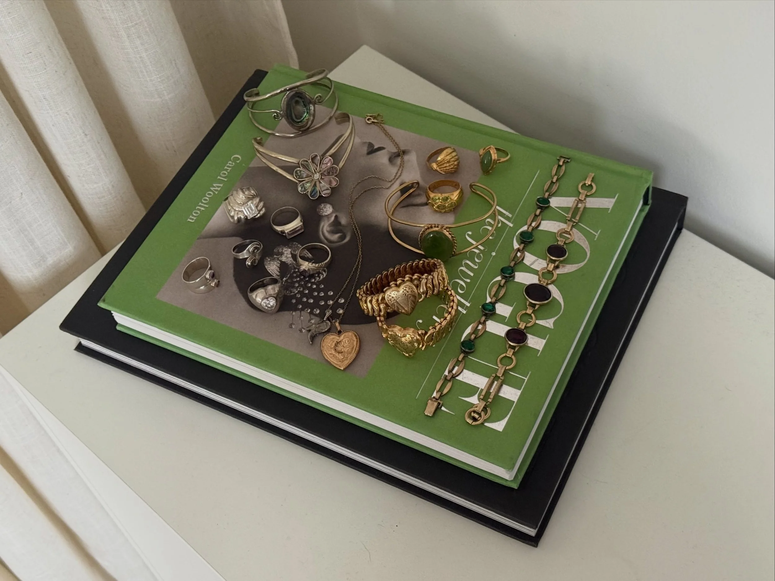new vintage treasures coming your way ..