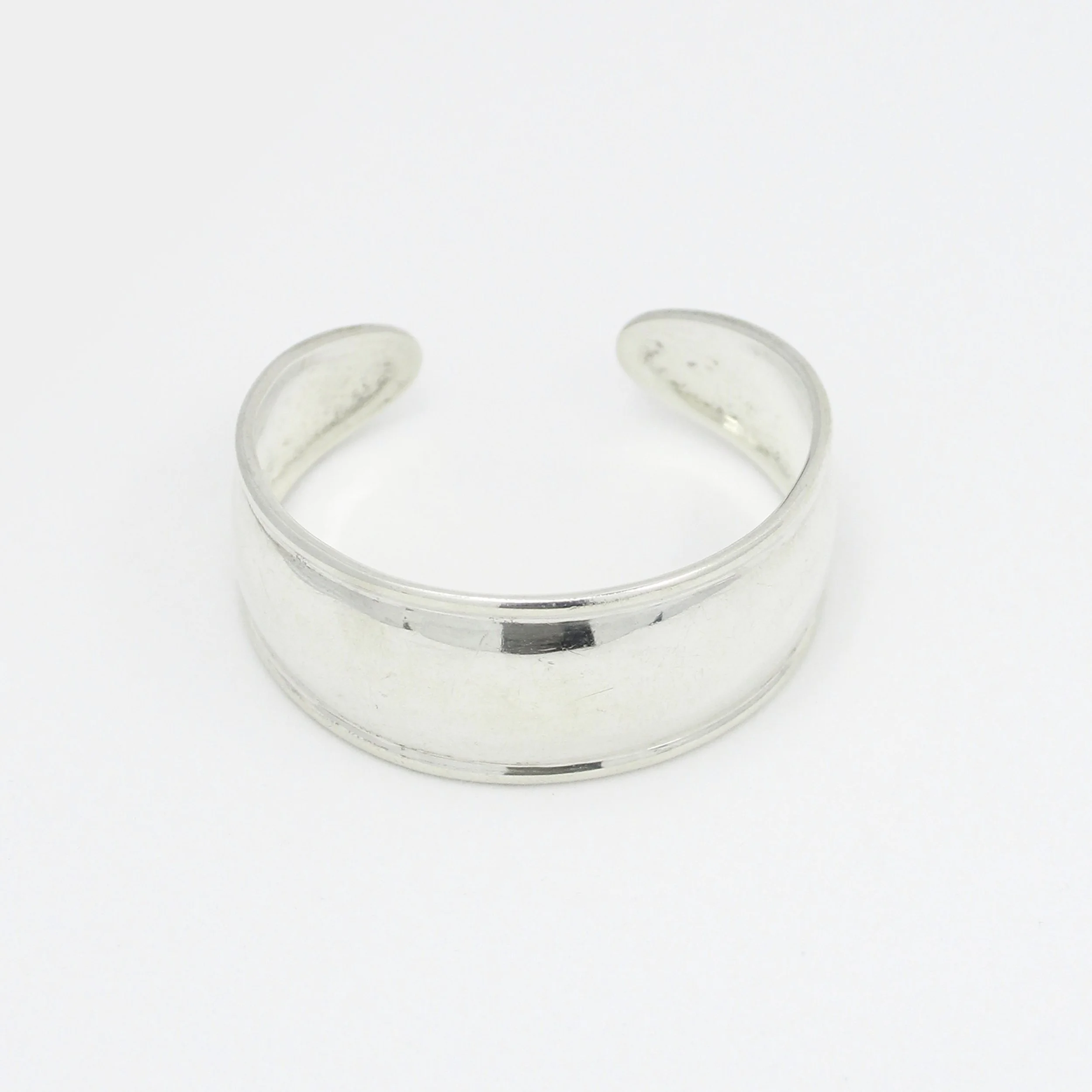 Vintage Silver Ribbed Cuff