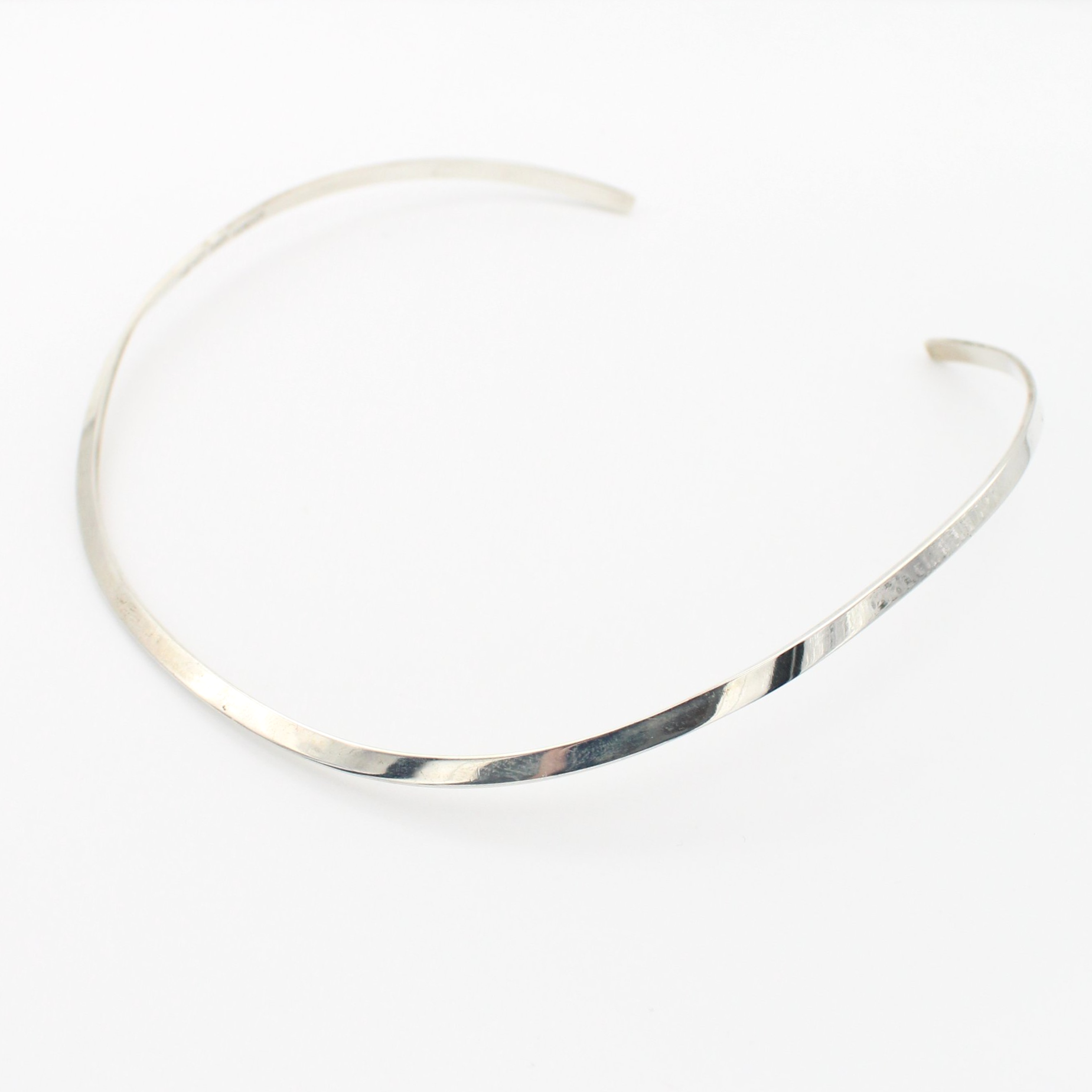 Vintage Silver 3.5mm Cuff Necklace