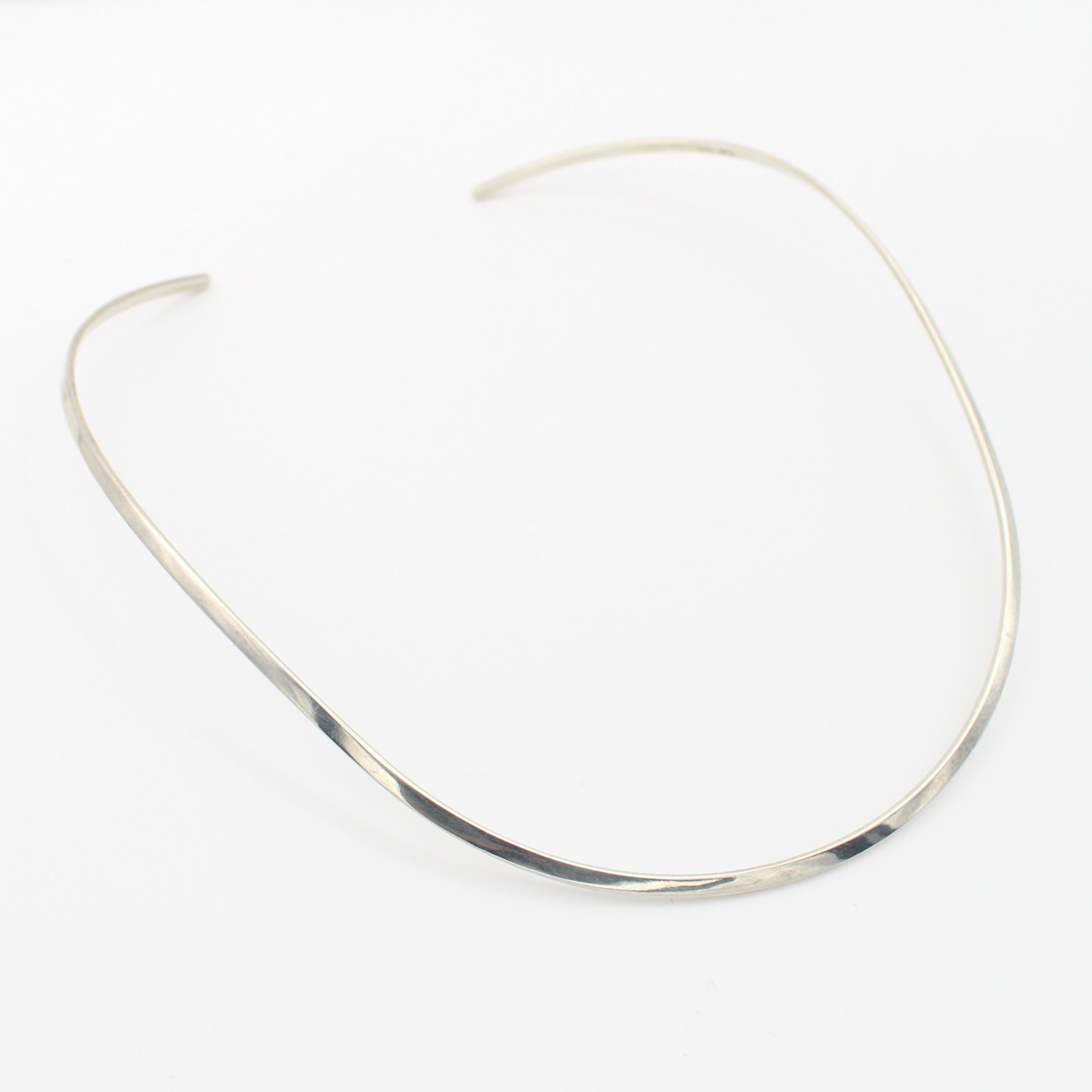 Vintage Silver 2.5mm Cuff Necklace