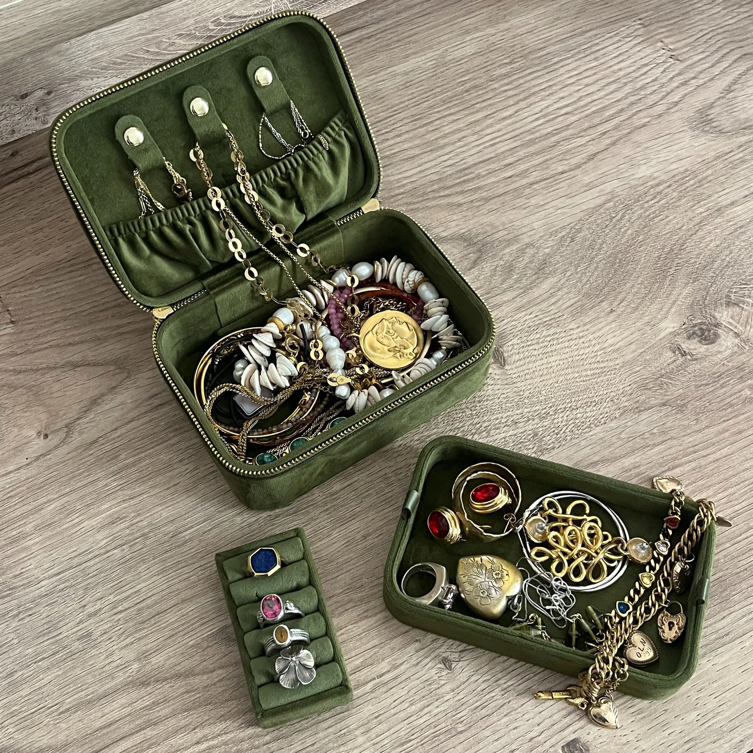 Lucky Day Stud Set