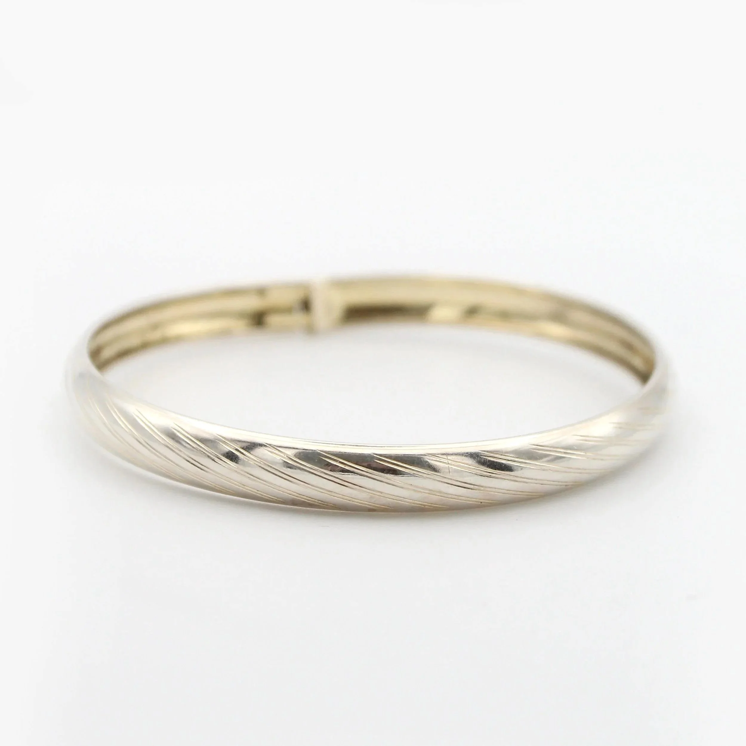 Vintage Silver Stripped Bangle