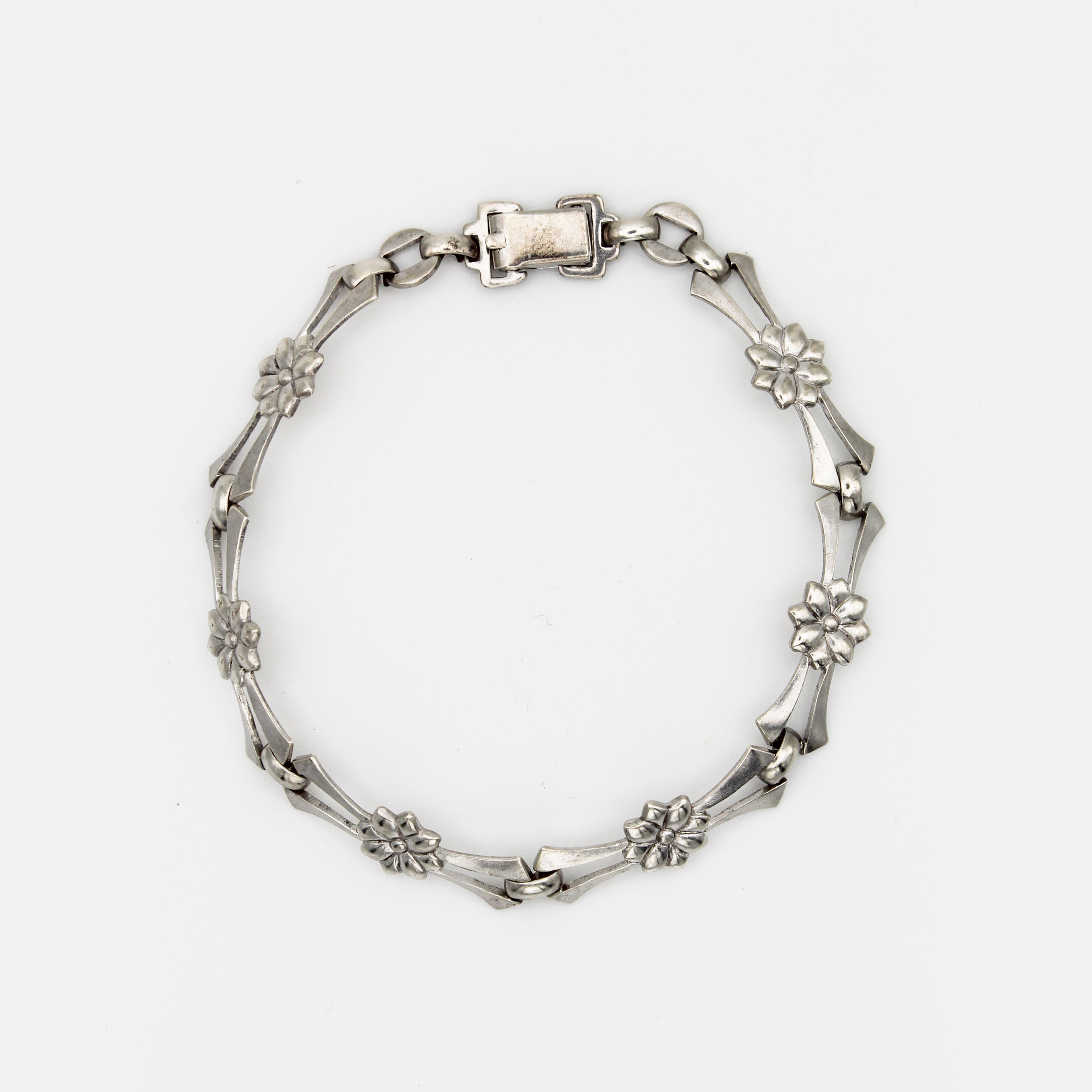 Vintage Silver Flower Link Bracelet