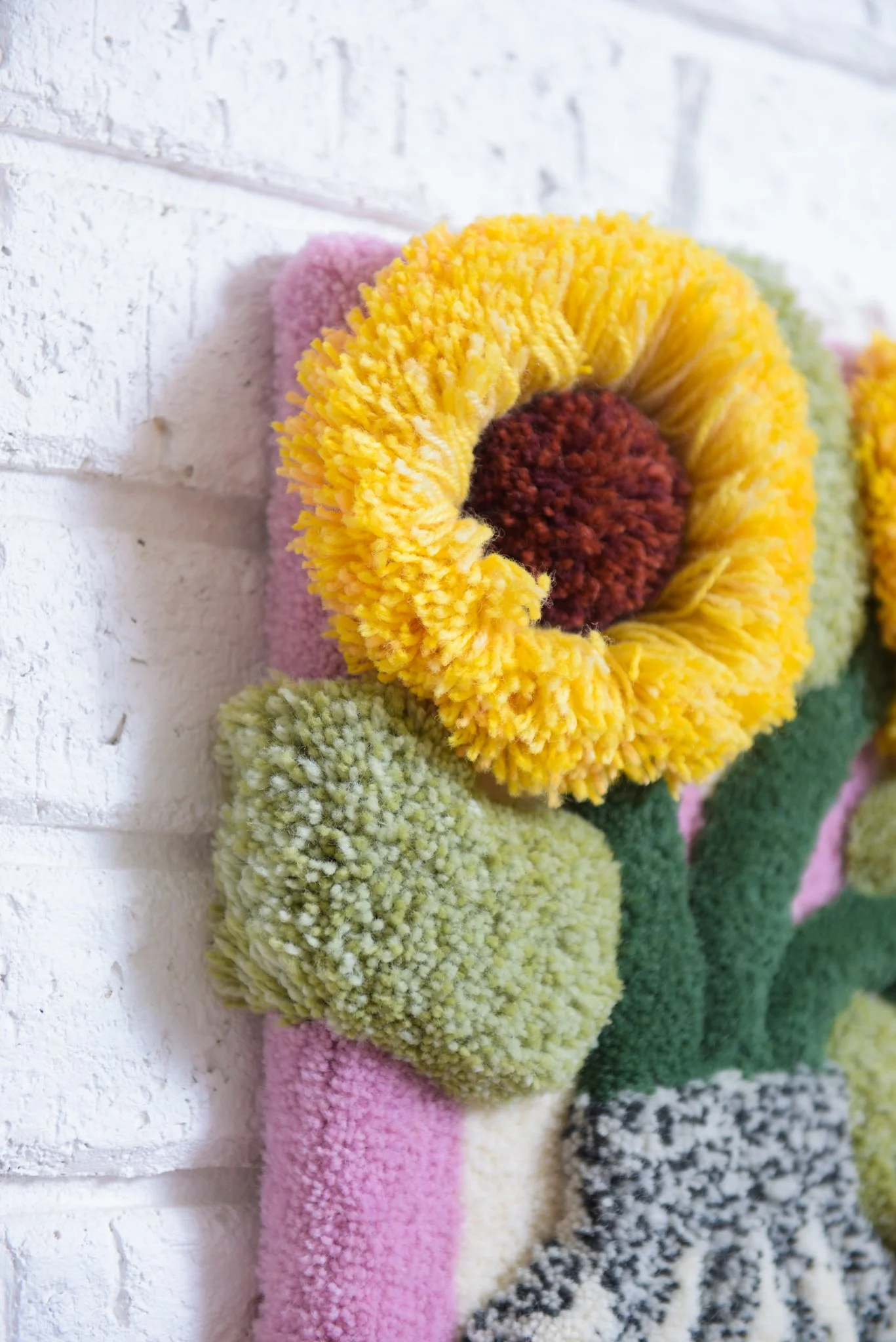 LoopLAB_OlgaZwart_Sunflowers_42cmx32cm_wool_$299-5.jpg