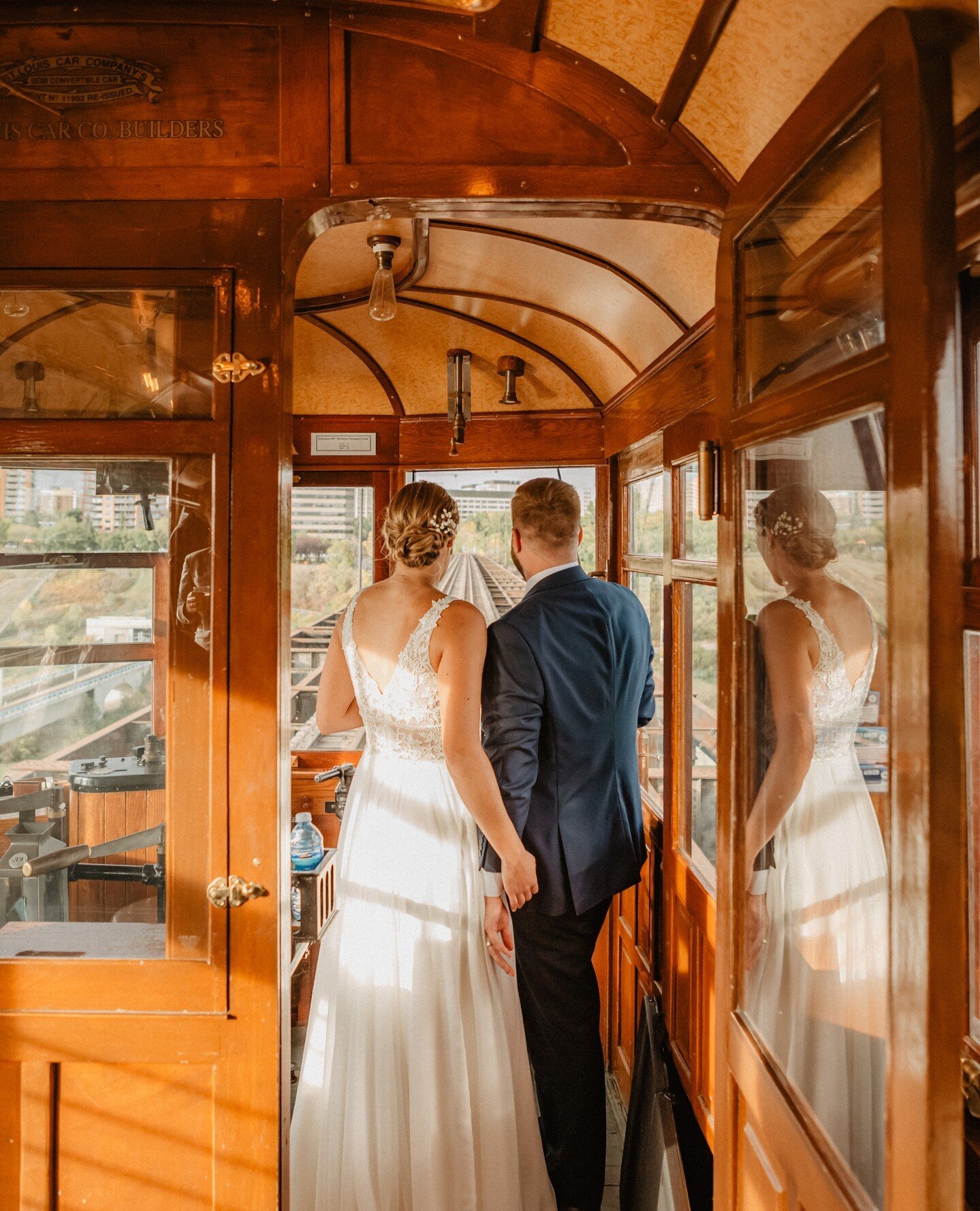 Fall weddings are always some of my favourites. Embracing cooler breeze and warmer hearts 🍂💍💖⁠
⁠
Also how cool are the High Level Bridge streetcars? It's just like taking a little trip back in time⁠
.⁠
.⁠
.⁠
#SeptemberWeddings #FallInLove #yeg #ye