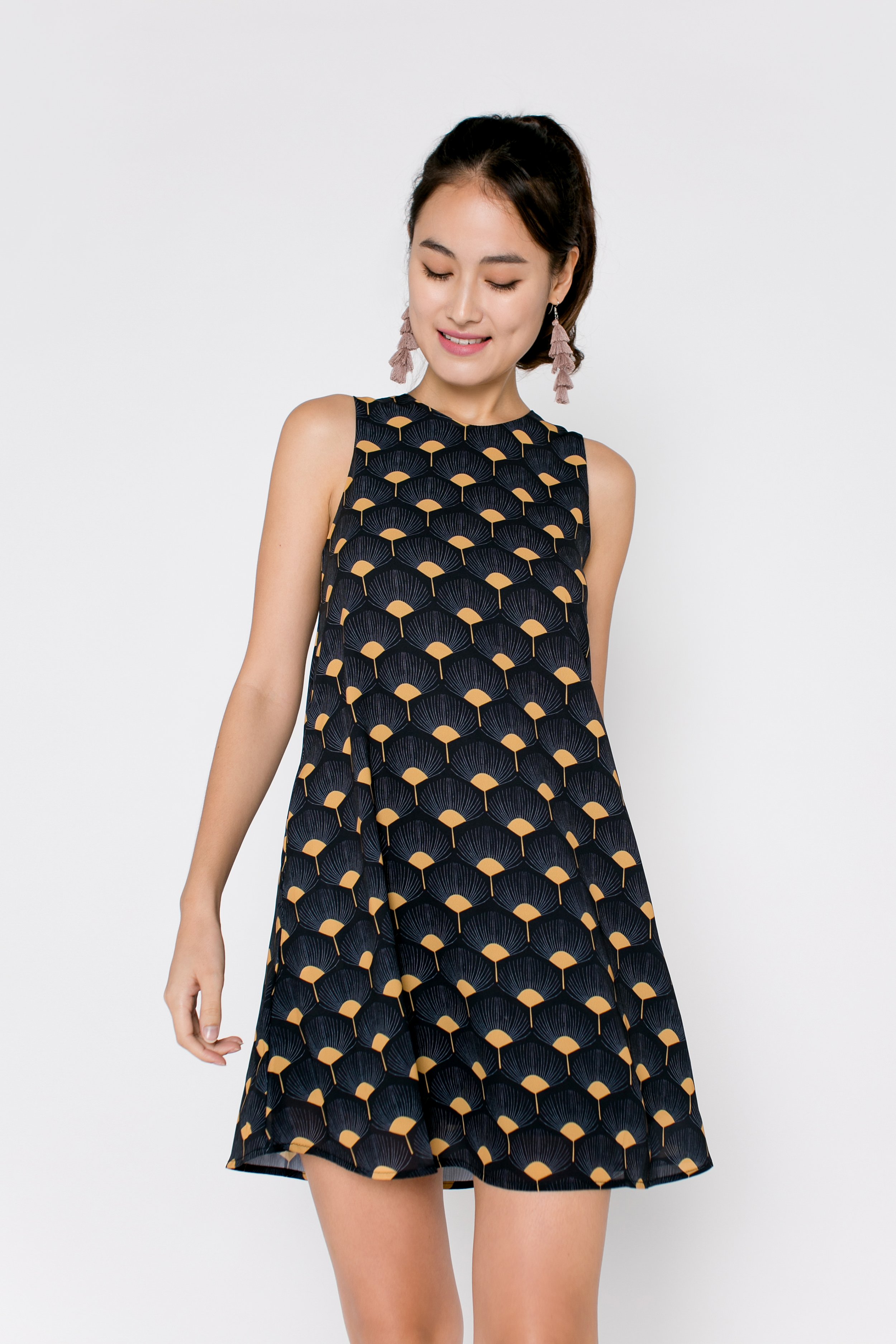 Sixpencestudio-Playdress-Final-8984.jpg
