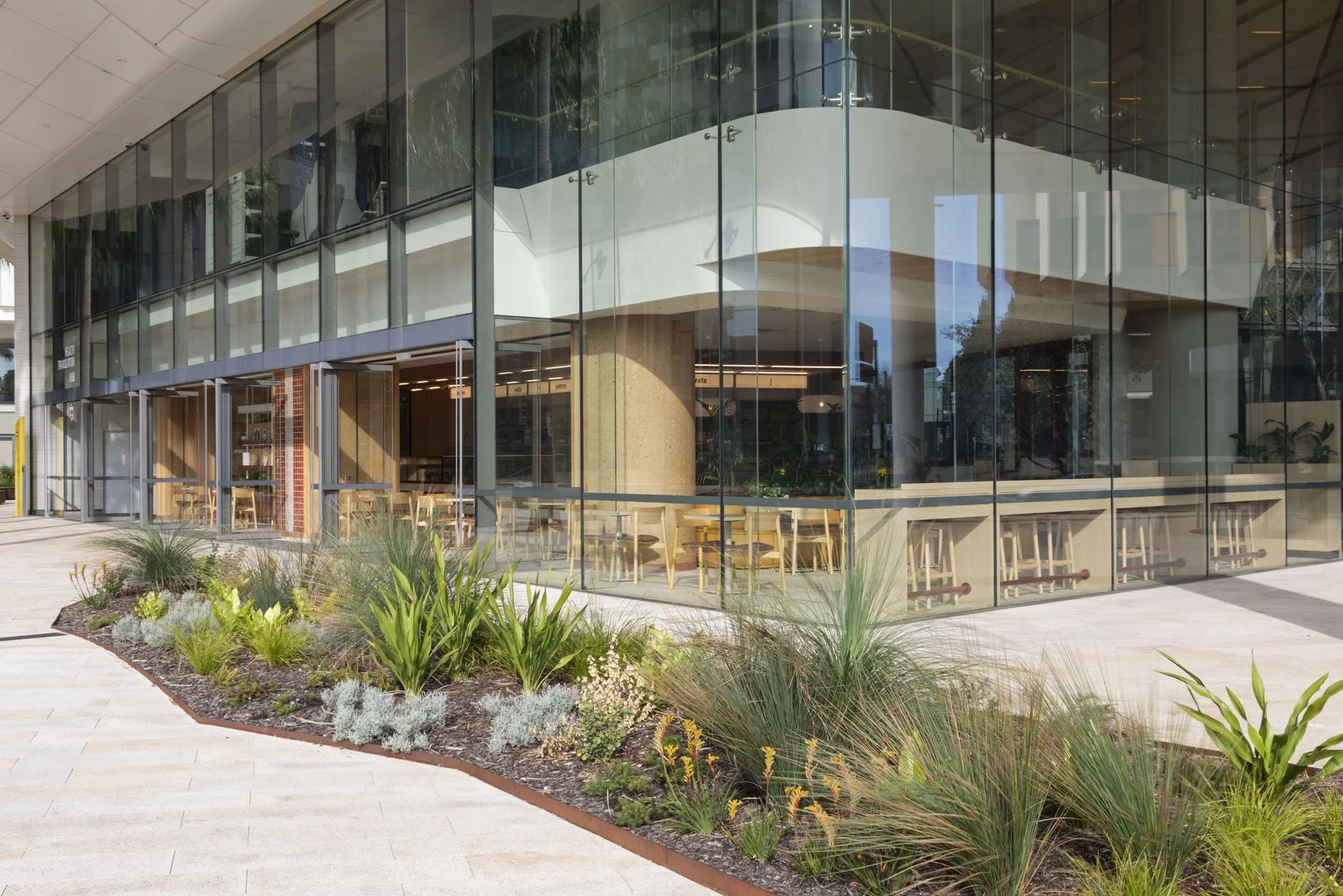 22HubEateryUNSW_300526.jpg