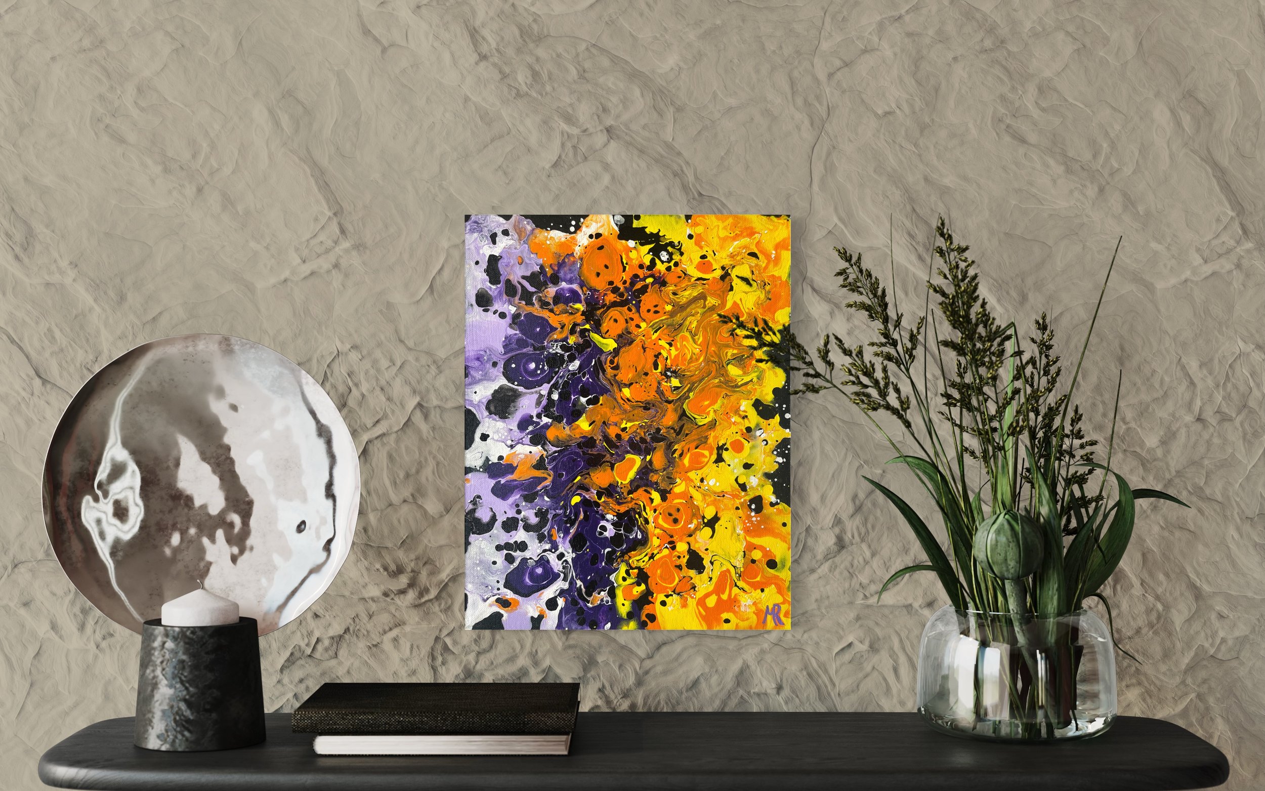 This piece was inspired by the calming and majestic colors of a summer sunset. With blends that would theoretically conflict, Jovial unifies the incoming night with the outgoing sun.