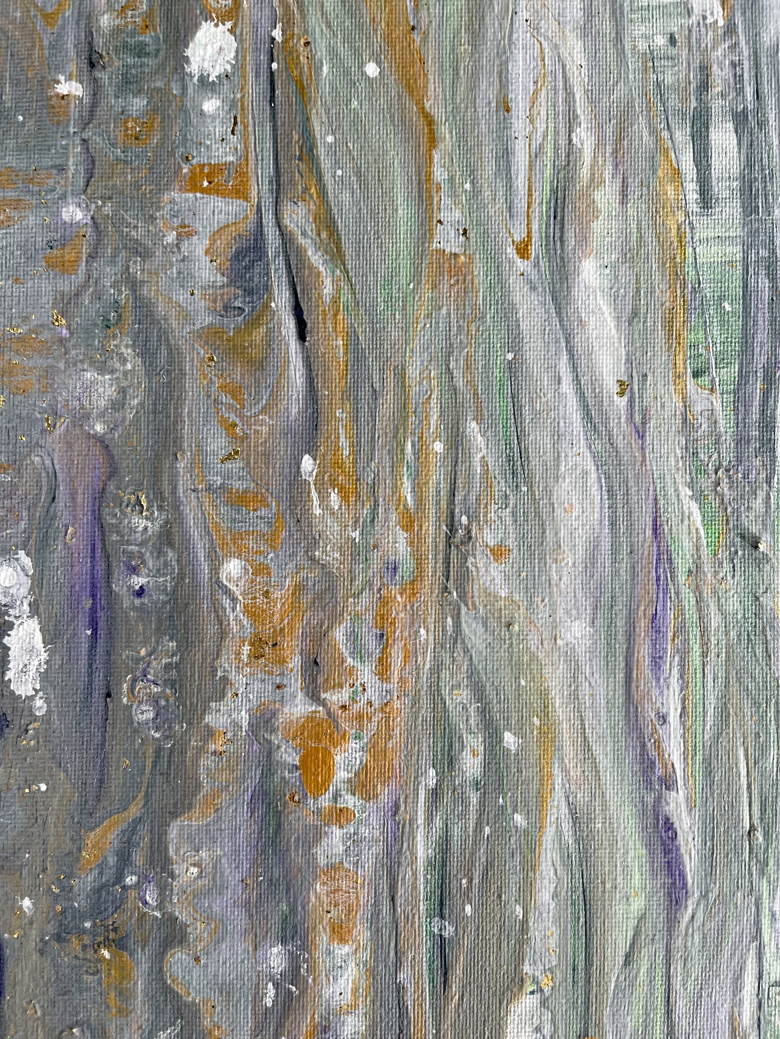Puma helps captivate your primitive side. With subtle greens, purples, gold, and white, this piece will fill your space with freedom, confidence, and adventure.