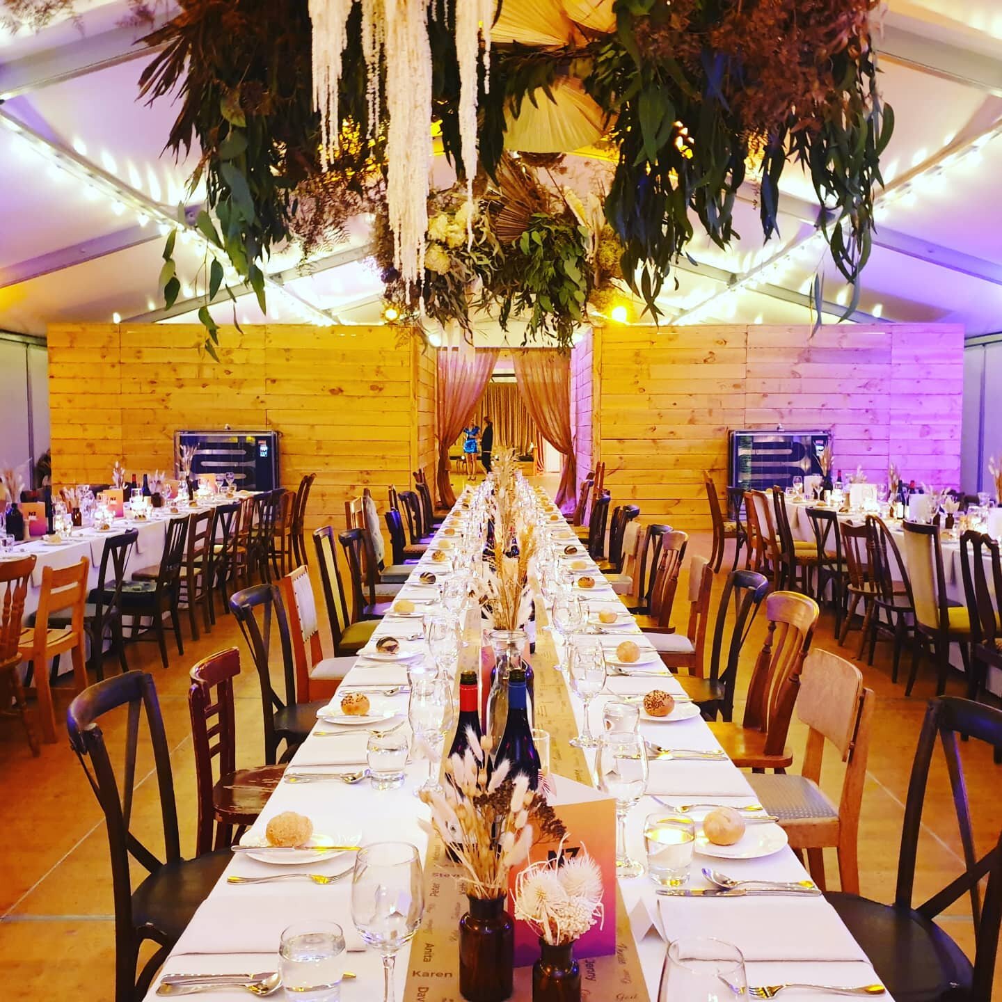 Thanks to HOT Events for choosing us for their farewell dinner ... 3 times.

Check out the everlasting ceiling installation! Very impressive work by the talented Flower Room.

Looking forward to seeing you again soon. 

@hot_events l @rippleexperienc