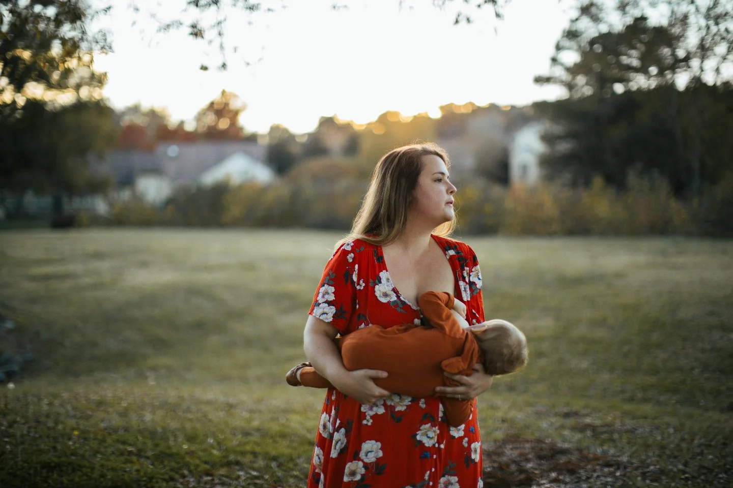 There was a season of my life when I genuinely didn't know who Hanna was anymore.
.
I'd spent years building a successful photography business. I had clients, a community, work I loved, and a pretty clear sense of who I was professionally. And then w