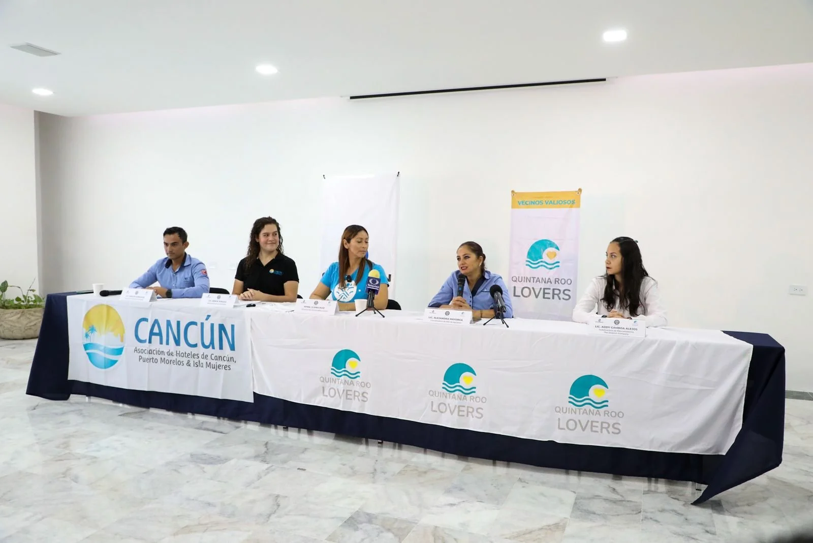 ¡Medio año cumpliendo una promesa de vecinos  valiosos con Aguakan  y Quintana Roo Lovers!