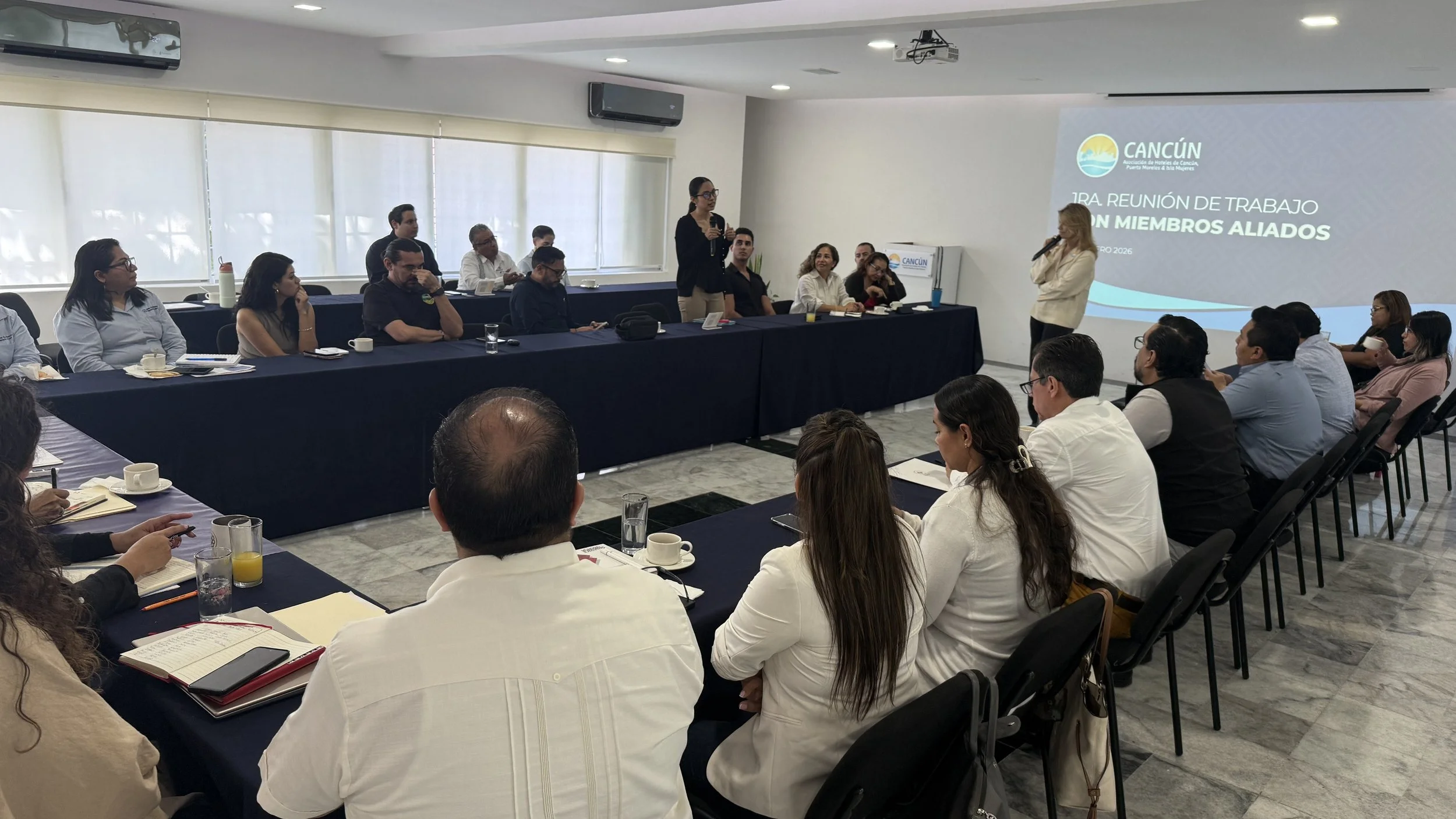 Asociación de Hoteles de Cancún, Puerto Morelos e Isla Mujeres lleva a cabo Primer Desayuno de Trabajo con Miembros Aliados