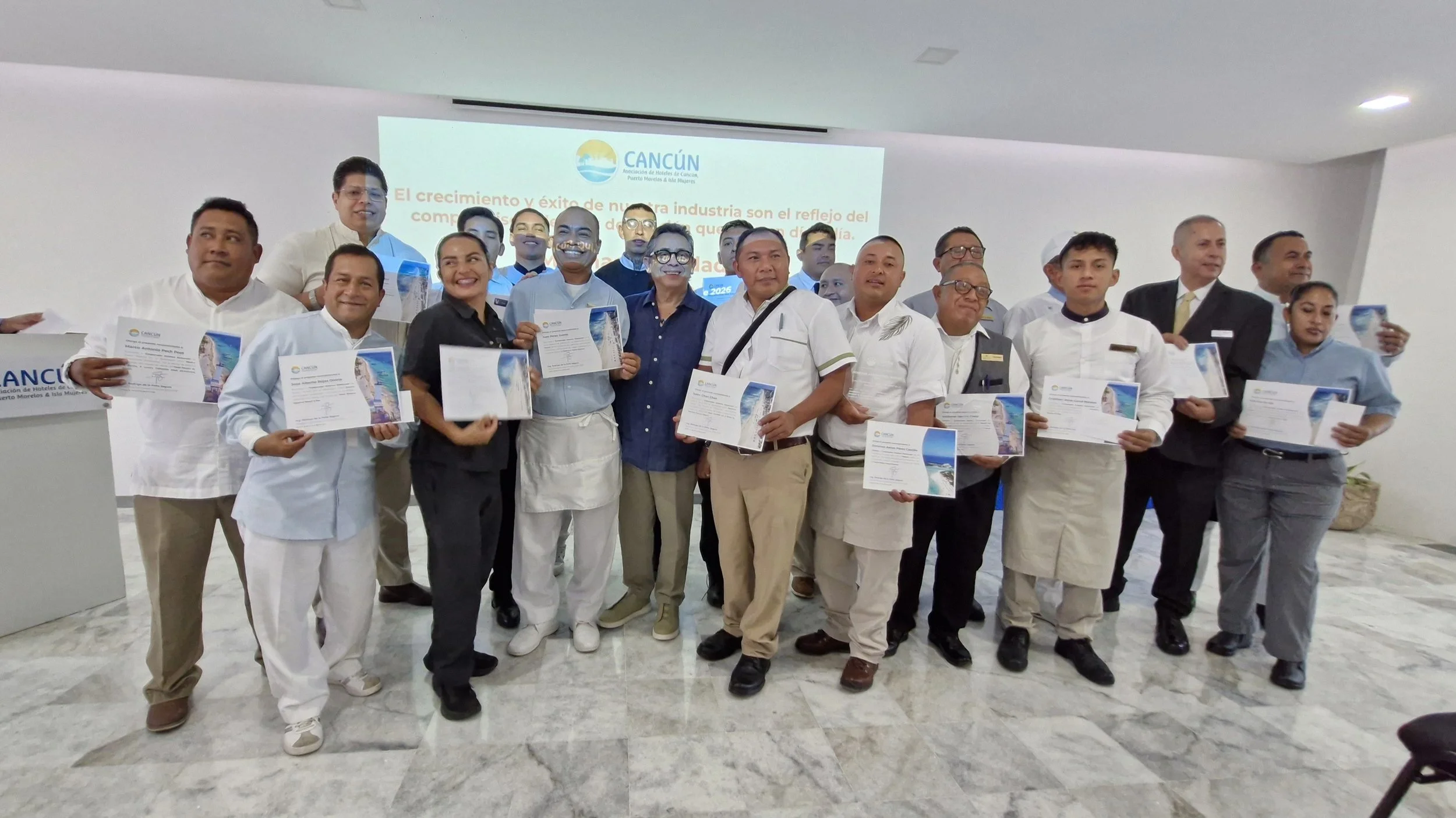 Restaurantes y Áreas Públicas reconocidos durante XVIII entrega del reconocimiento al «Colaborador Hotelero Destacado» de la Asociación de Hoteles de Cancún, Puerto Morelos e Isla Mujeres