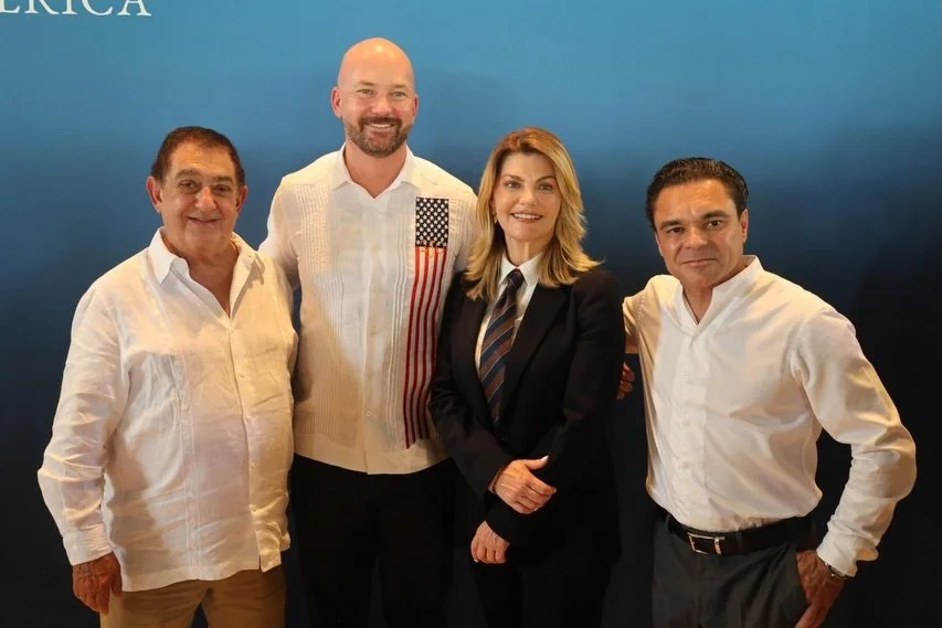 Extendemos una cordial felicitaci&oacute;n al Consulado de los Estados Unidos en Canc&uacute;n con motivo de la celebraci&oacute;n del 250 Aniversario de su Independencia. 

Tuvimos el privilegio de acompa&ntilde;ar a las autoridades en una reuni&oac
