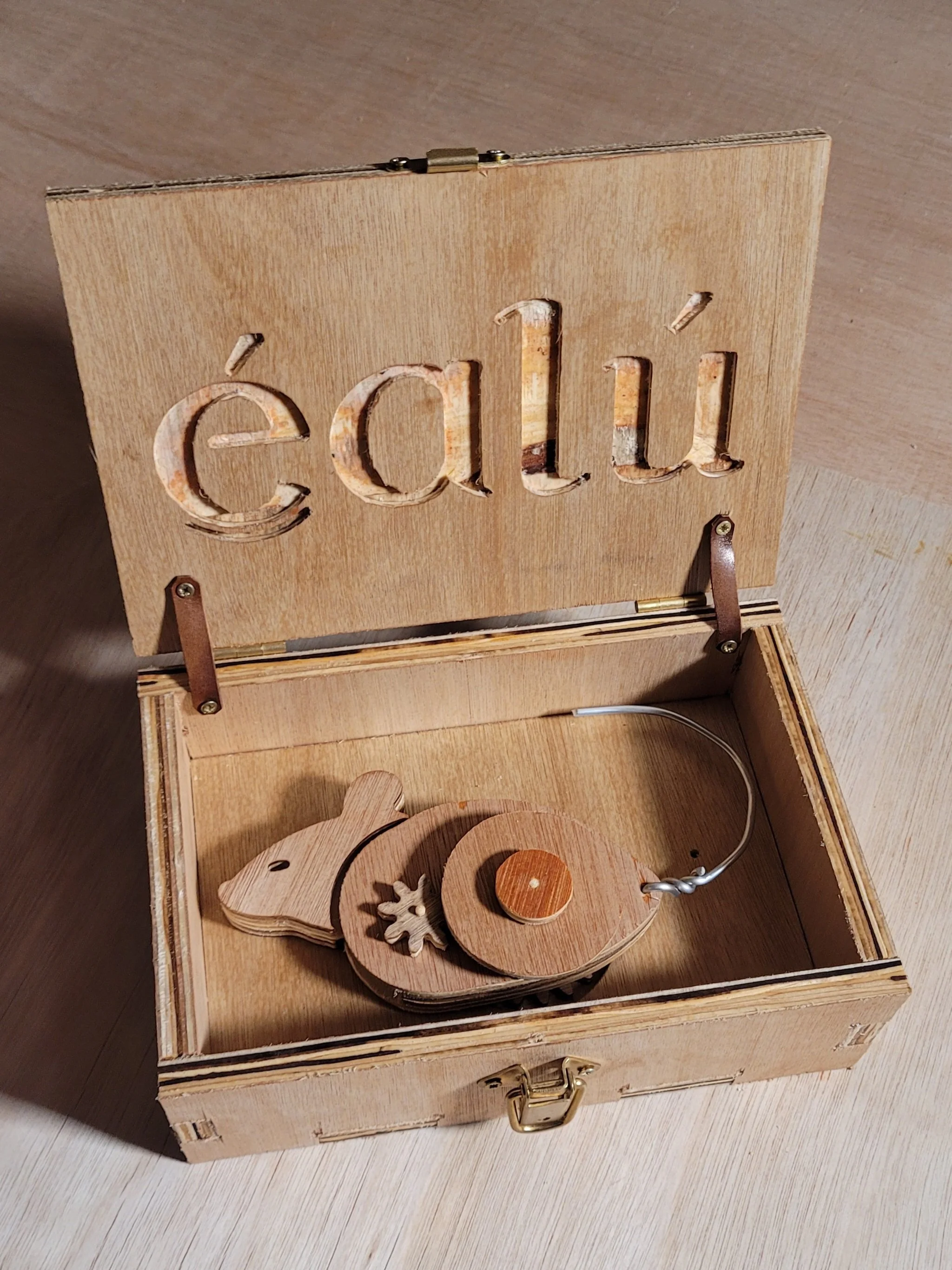 Éalú Replica Mouse