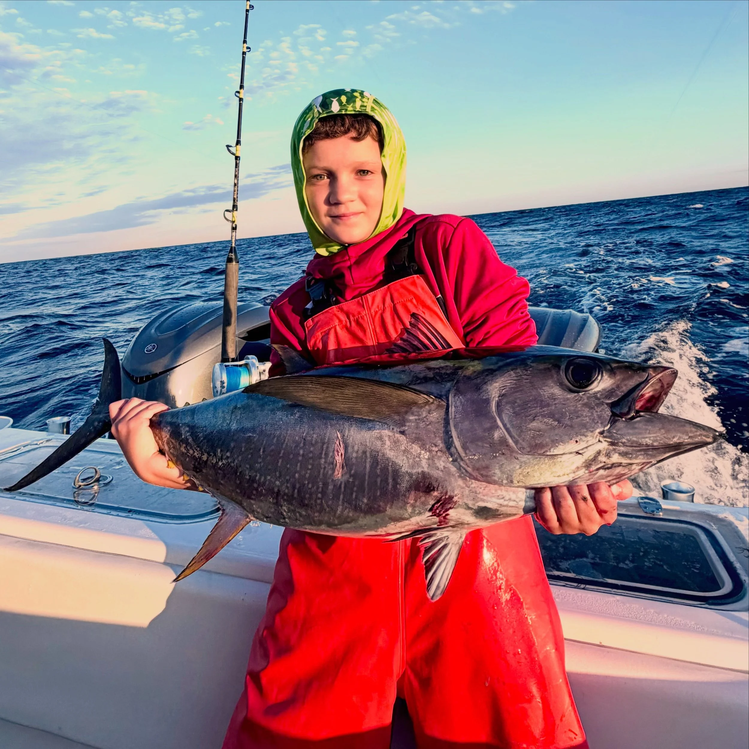 Chris booked us back in January for his annual tuna trip with us &amp; picked the right day! The yellowfin finally came in good &amp; they went 8/10 with a mix of jigging &amp; trolling &amp; even a popper fish. Real fun size light tackle fighters th