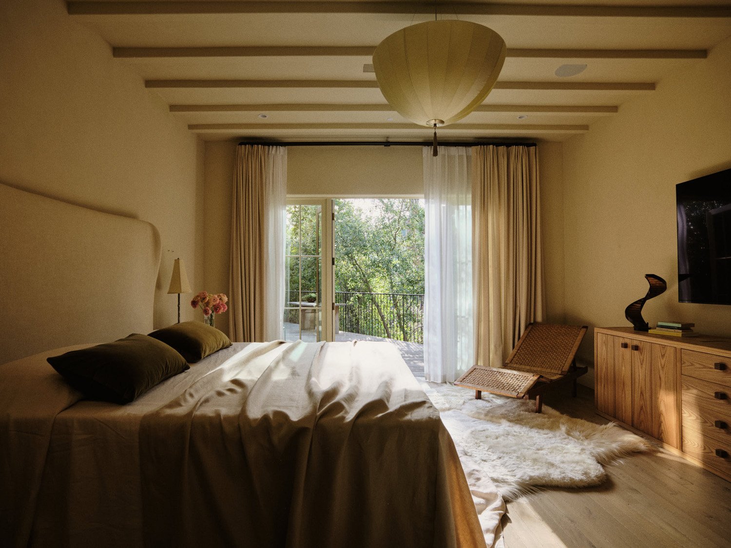 2024_12_TanyaSaban6183 copy.jpg