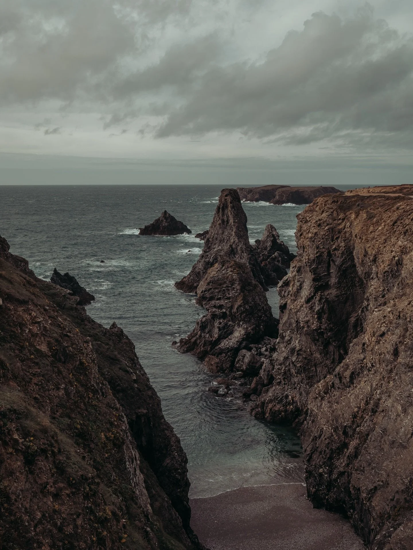 📷La puissance des paysages Bretons 

#bretagne #bretagne_tourisme #belleileenmertourisme #landscapephotographydaily #morbihantourisme