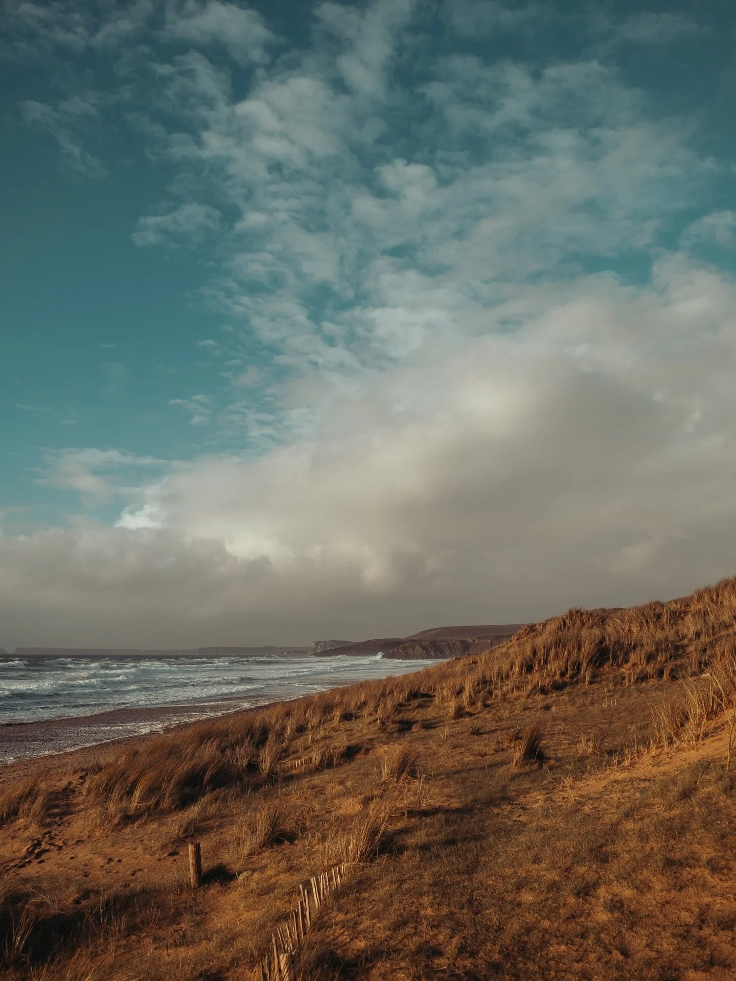 🥾 Randonn&eacute;e littorale en Bretagne sur la presqu&rsquo;&icirc;le de Crozon 

#bretagne #bretagne_tourisme #crozon #bretagne_focus_on #bretagne_paysage
