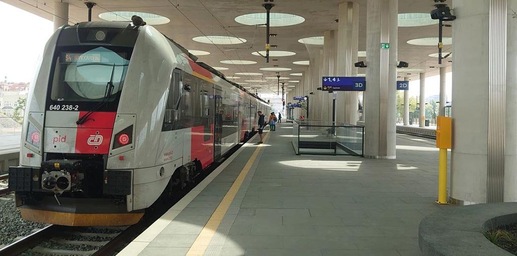 ecoforest_train_station_prague_trains.jpg