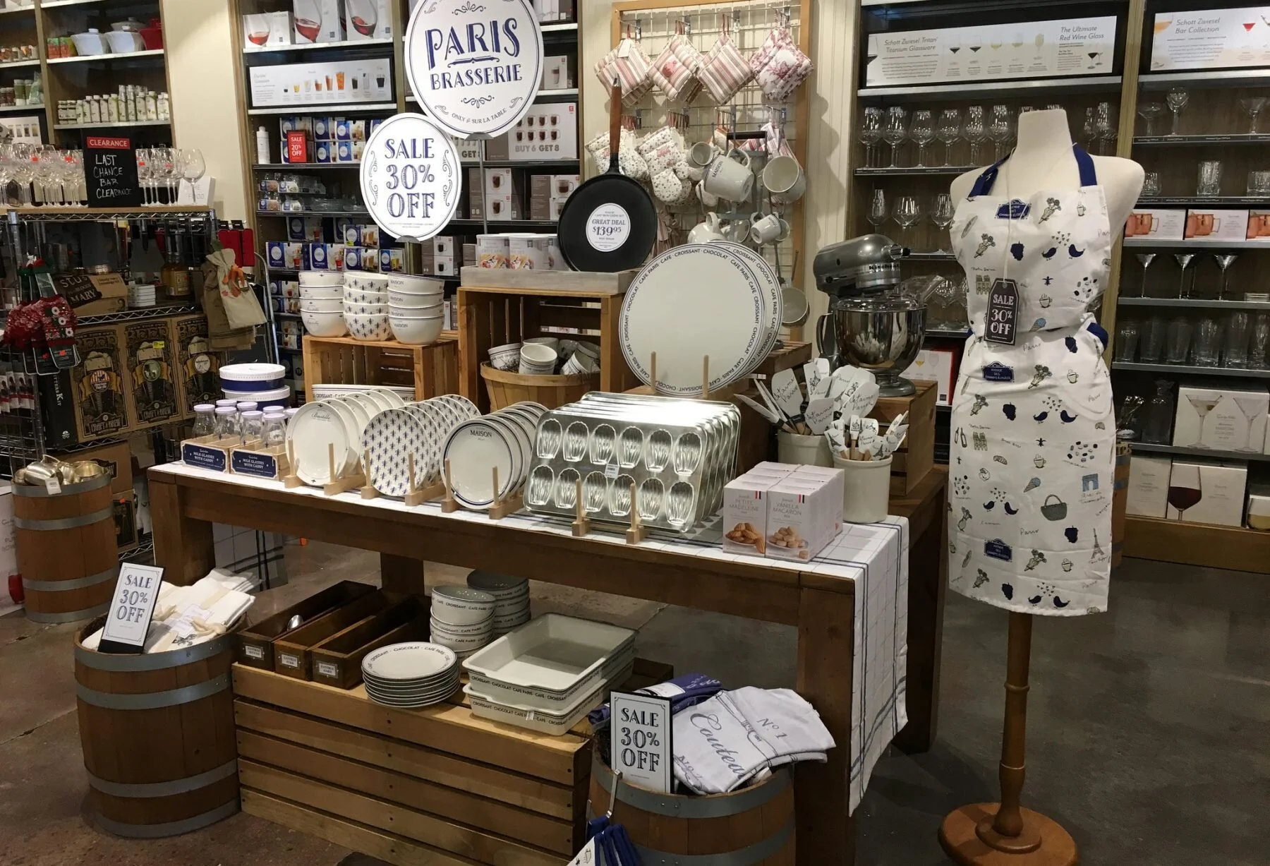 Sur La Table to Open in Raleigh