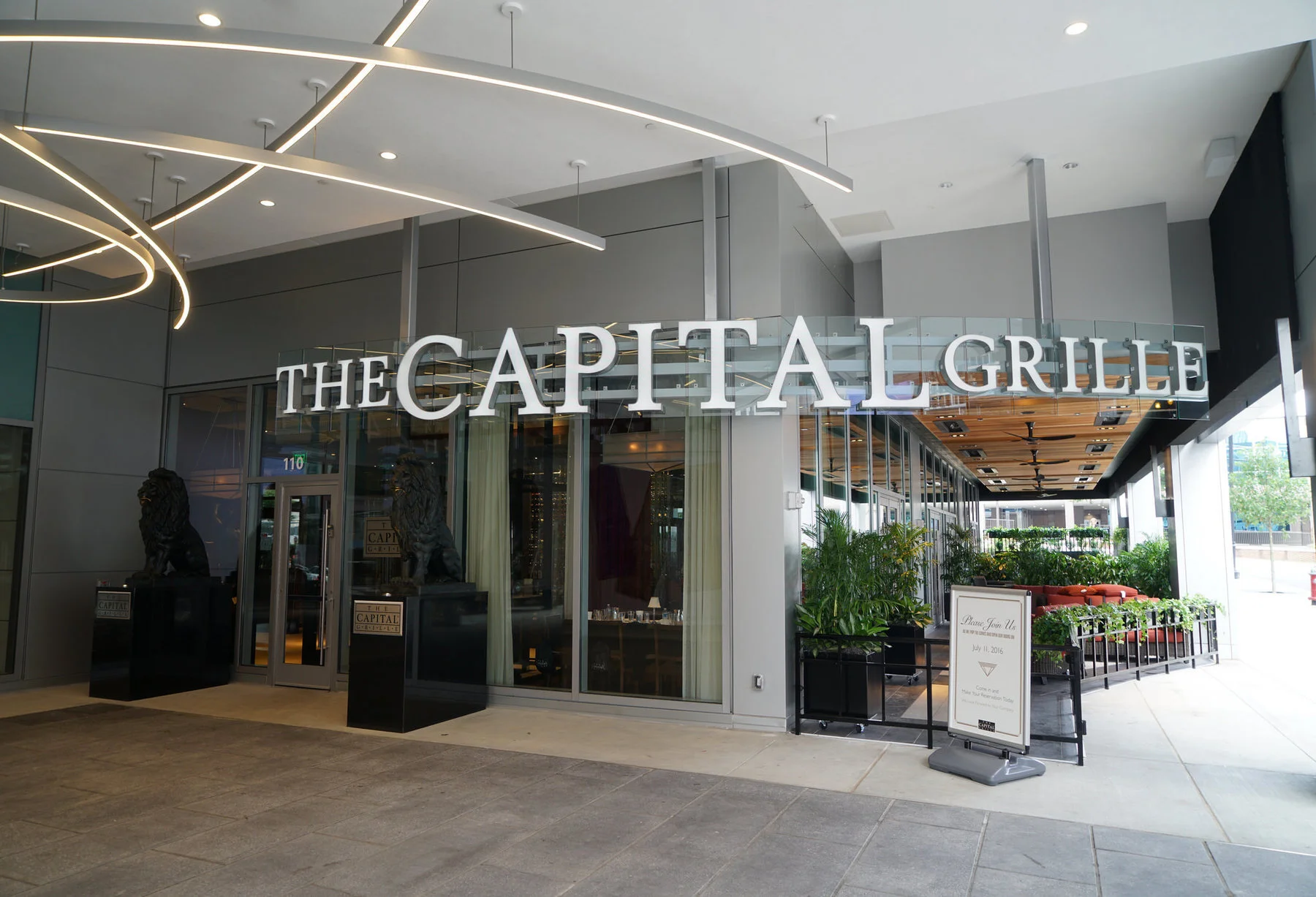 The Capital Grille to Open in North Hills