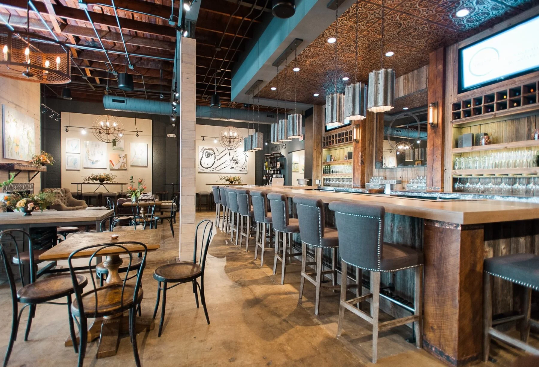 Vita Vite Launches New Location in North Hills