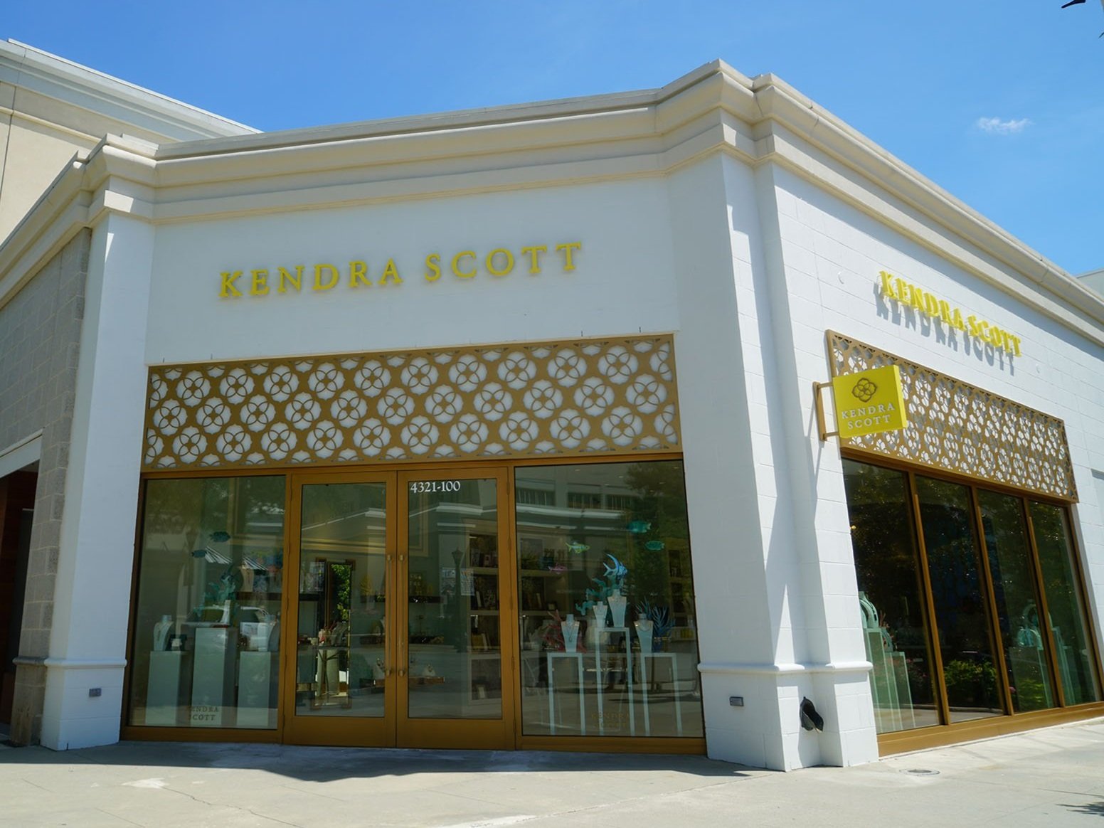 KendraScott+Ext+04.jpg