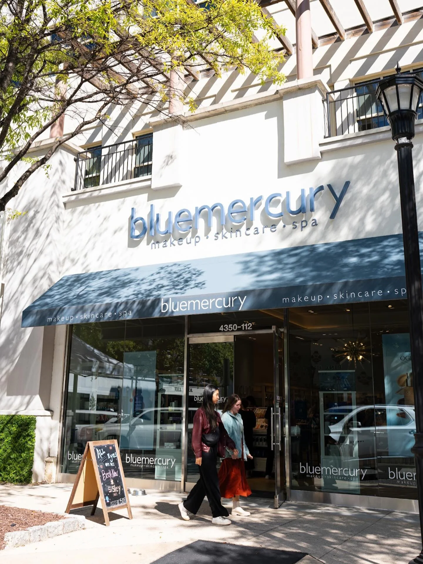 🎁🎄 Day 5 of the 12 Days of North Hills Christmas! 

Today&rsquo;s giveaway is a luxury beauty bundle from @bluemercury &mdash; the ultimate treat for holiday self-care and glow up moments! This curated set includes: 

✨ @reviveskincare instant de-p