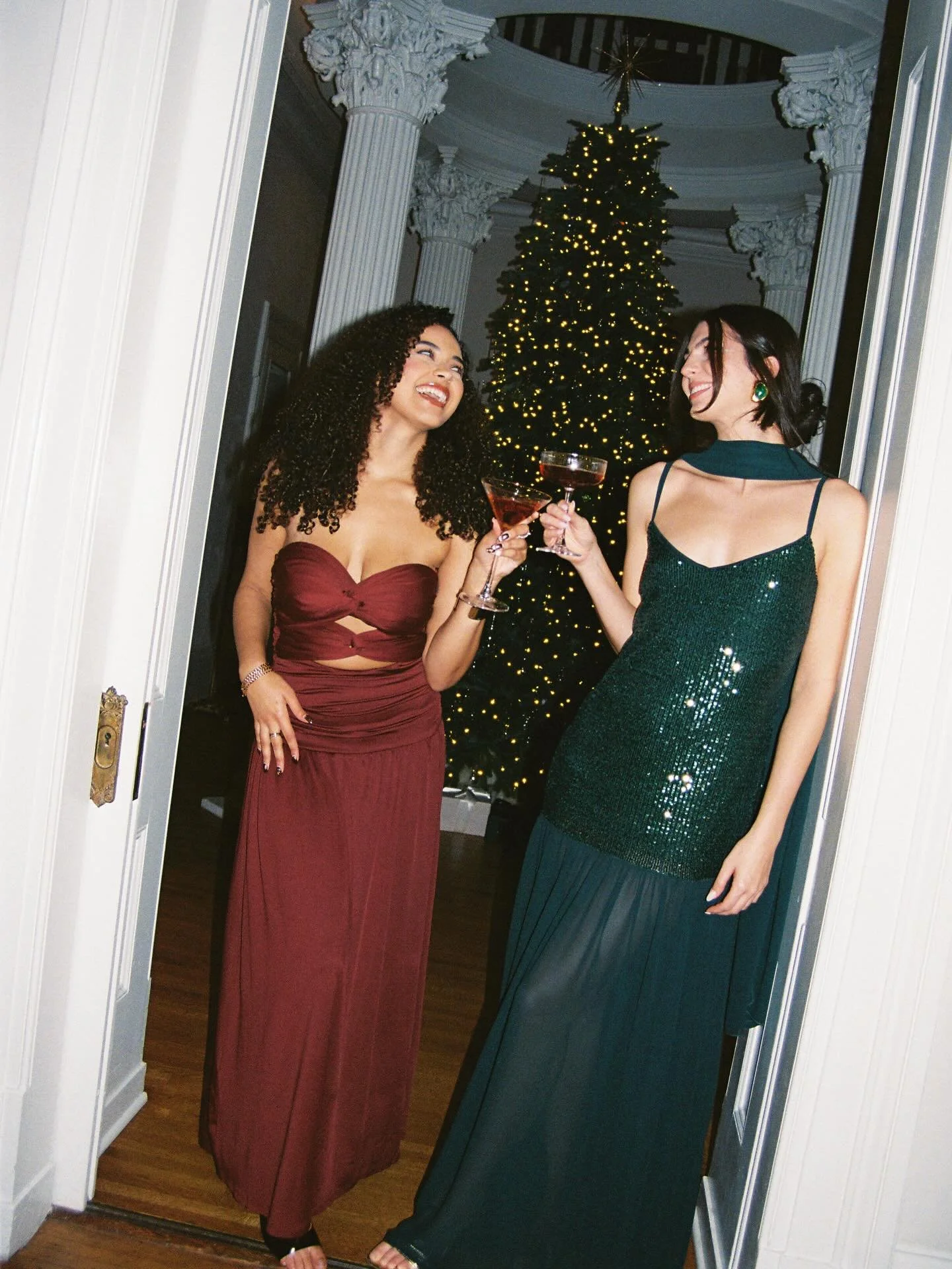 🎁🎄 Day 7 of the 12 Days of North Hills Christmas! 

Today&rsquo;s giveaway is a $350 gift card to @vodaboutique! Voda is a locally owned women&rsquo;s fashion destination where you can find chic styles and the perfect holiday gift all in one place.