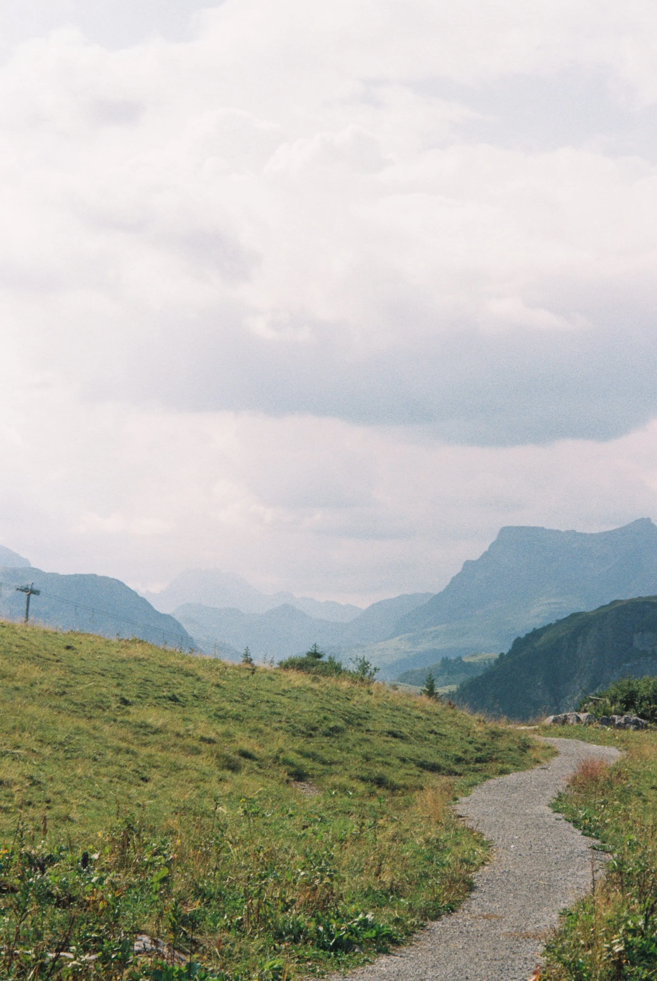 R1-01917-018A.jpg