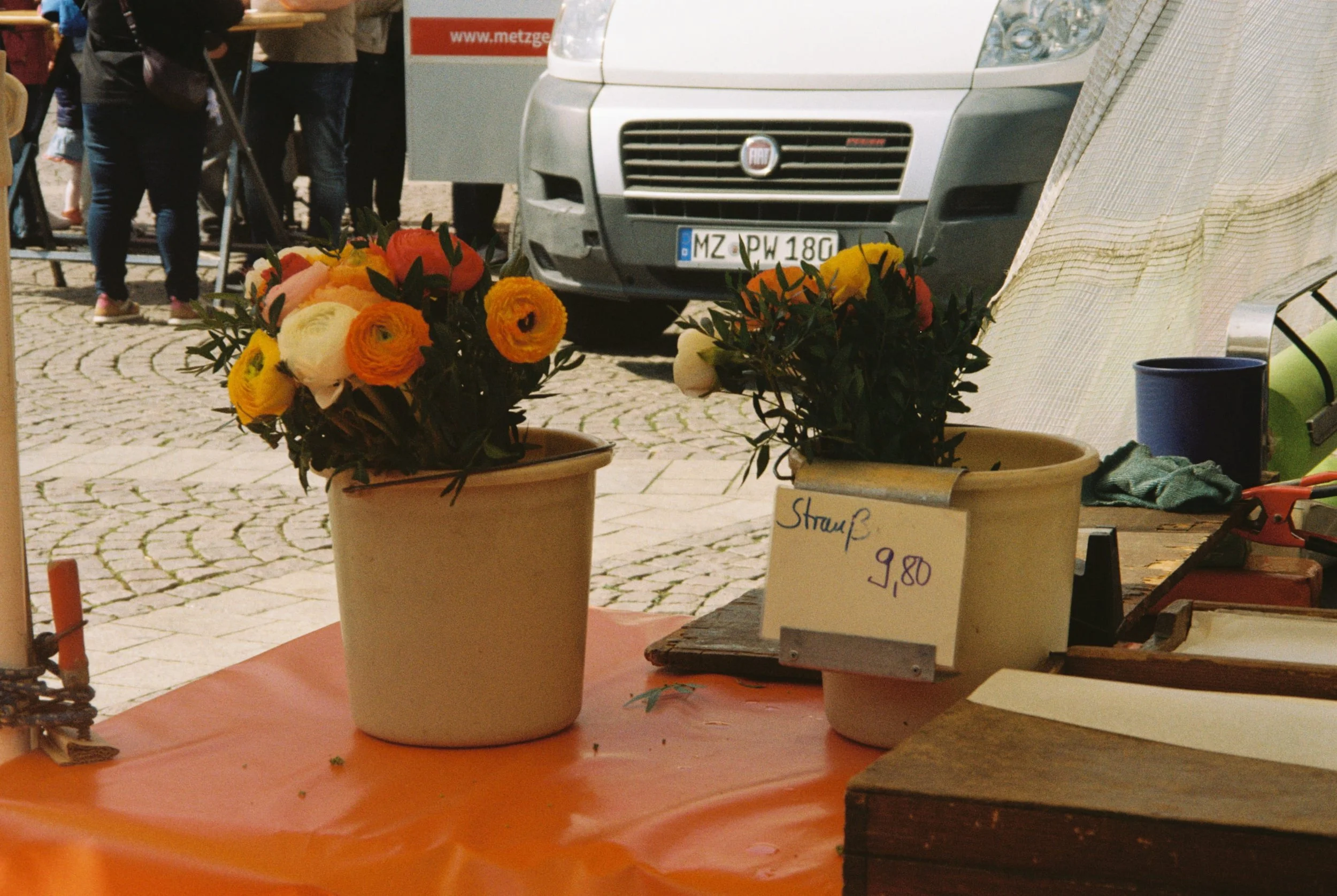 R1-07767-0031.jpg