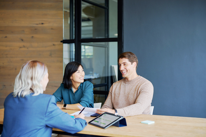 Wealthtender’s 2025 Study Reveals How Americans Find & Hire Financial Advisors