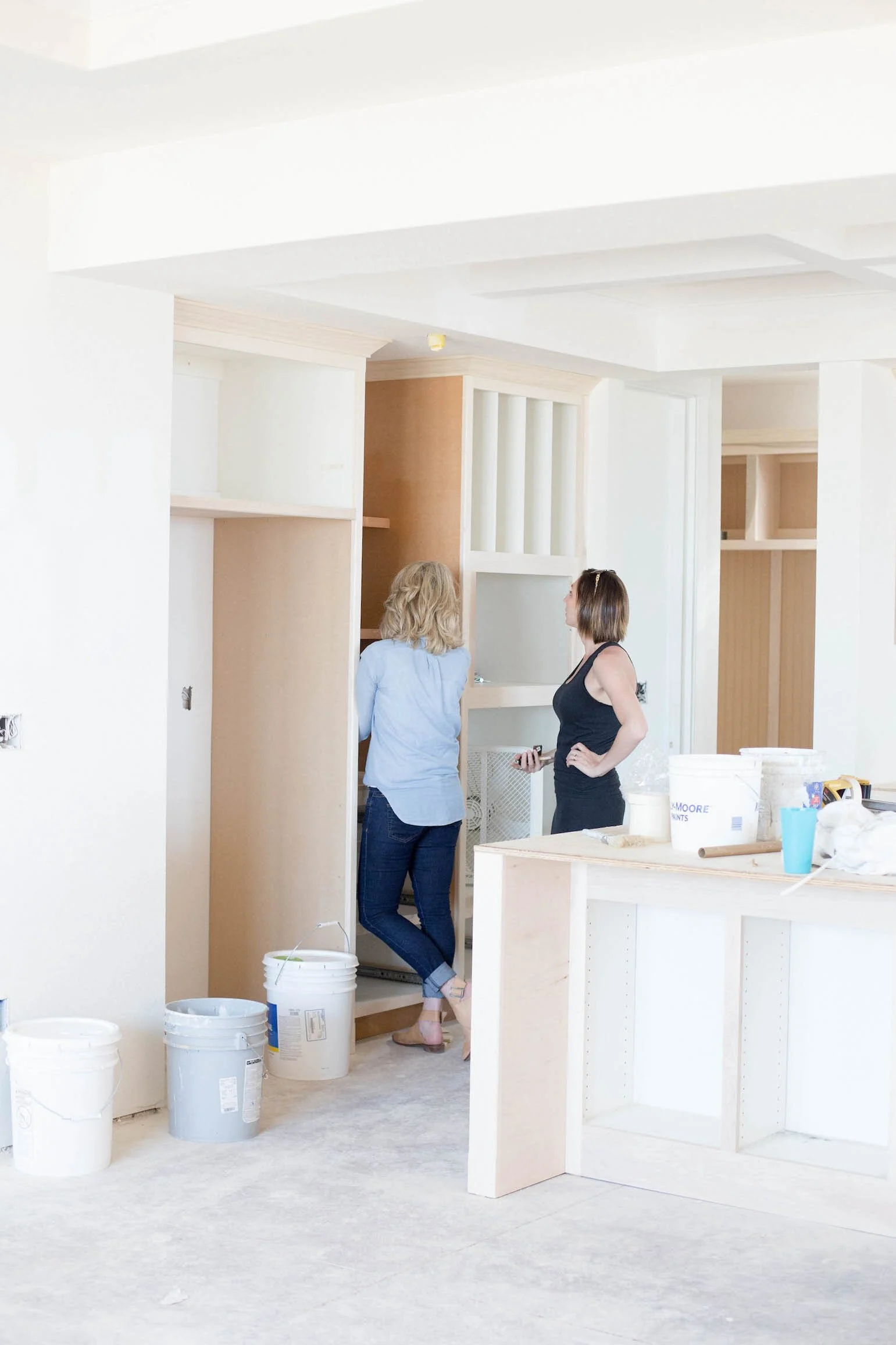How Do I Choose an Interior Designer? Expert Tips & Advice