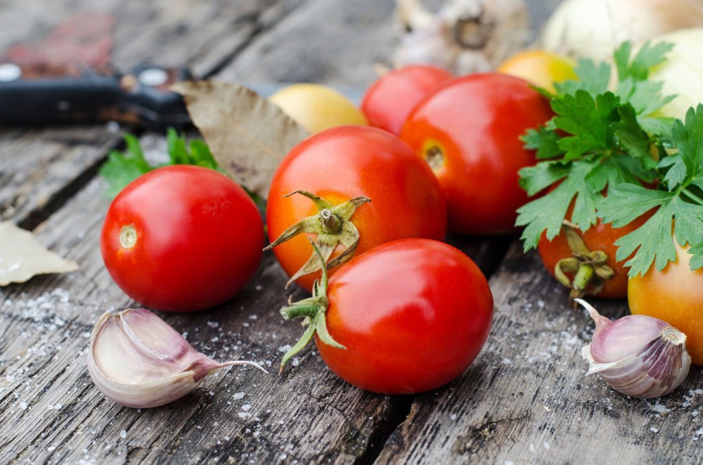 Tomatoes-Garlic-Cilantro.jpg