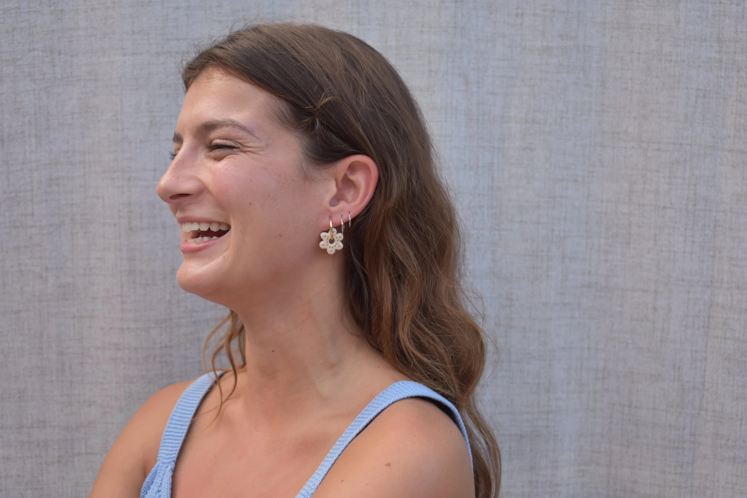 Flower Hoops in Golden
