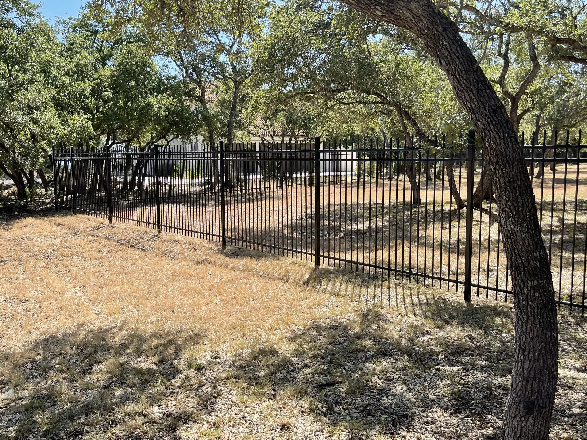 Montage Three Rail Classic Fence